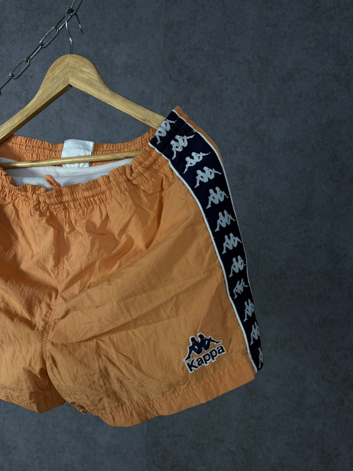 Kappa × Vintage Kappa vintage lampas nylon shorts Size US 34 / EU 50 - 2 Thumbnail