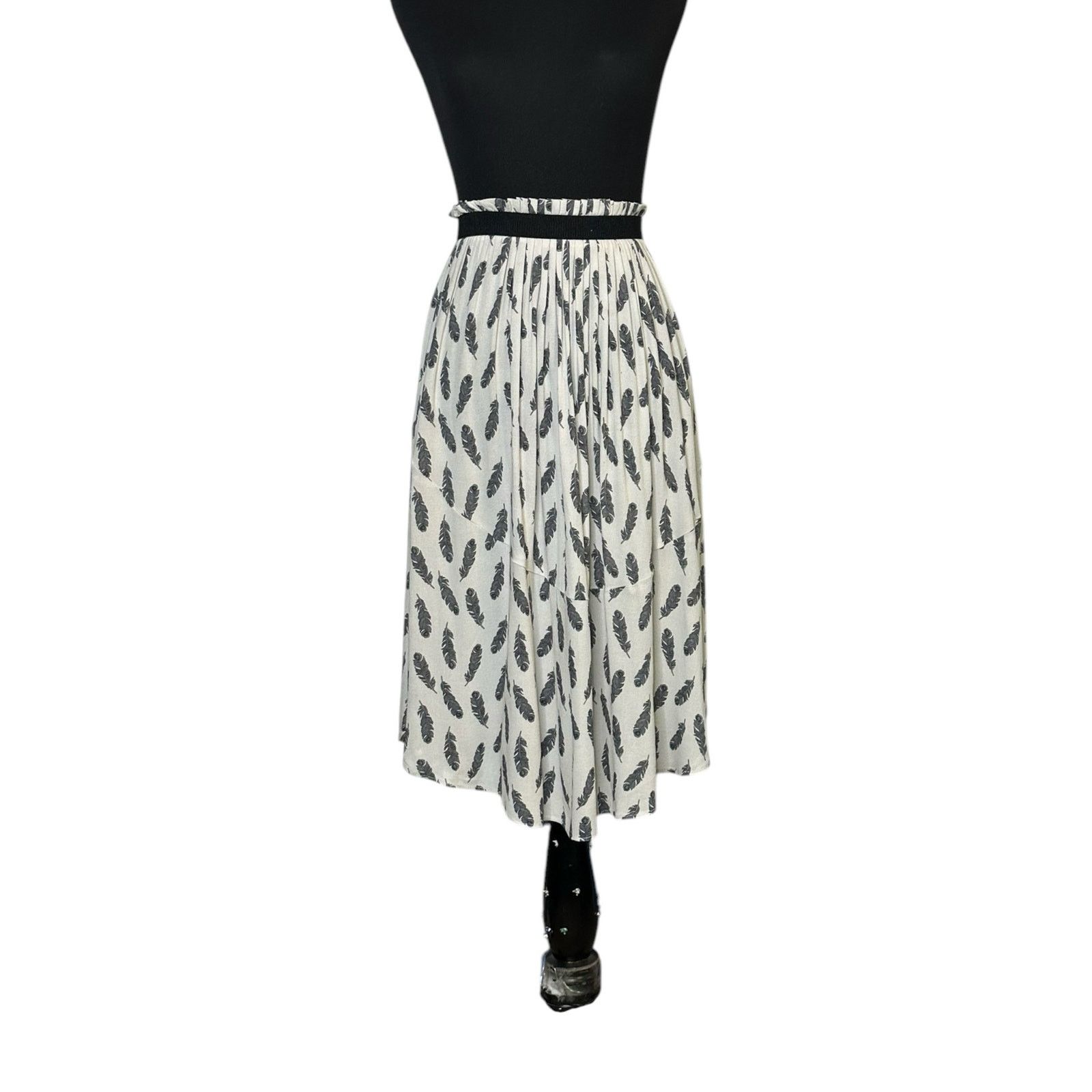 H&M H&M cream black leaves print pleated midi skirt size 4 Size 27" / US 4 / IT 40 - 6 Thumbnail