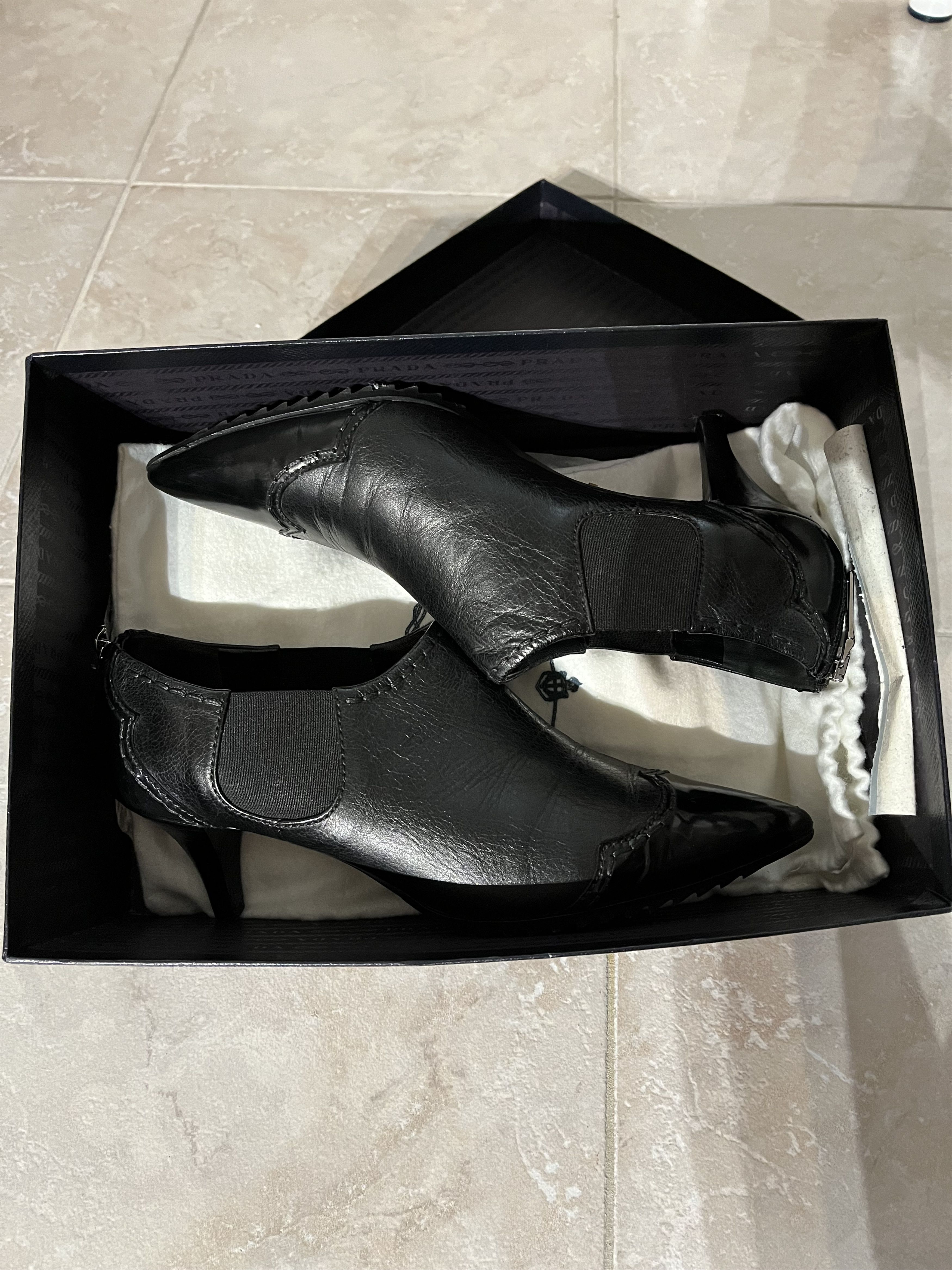 Prada New Prada Women's Heels with a box Size US 8 / IT 38 - 5 Thumbnail