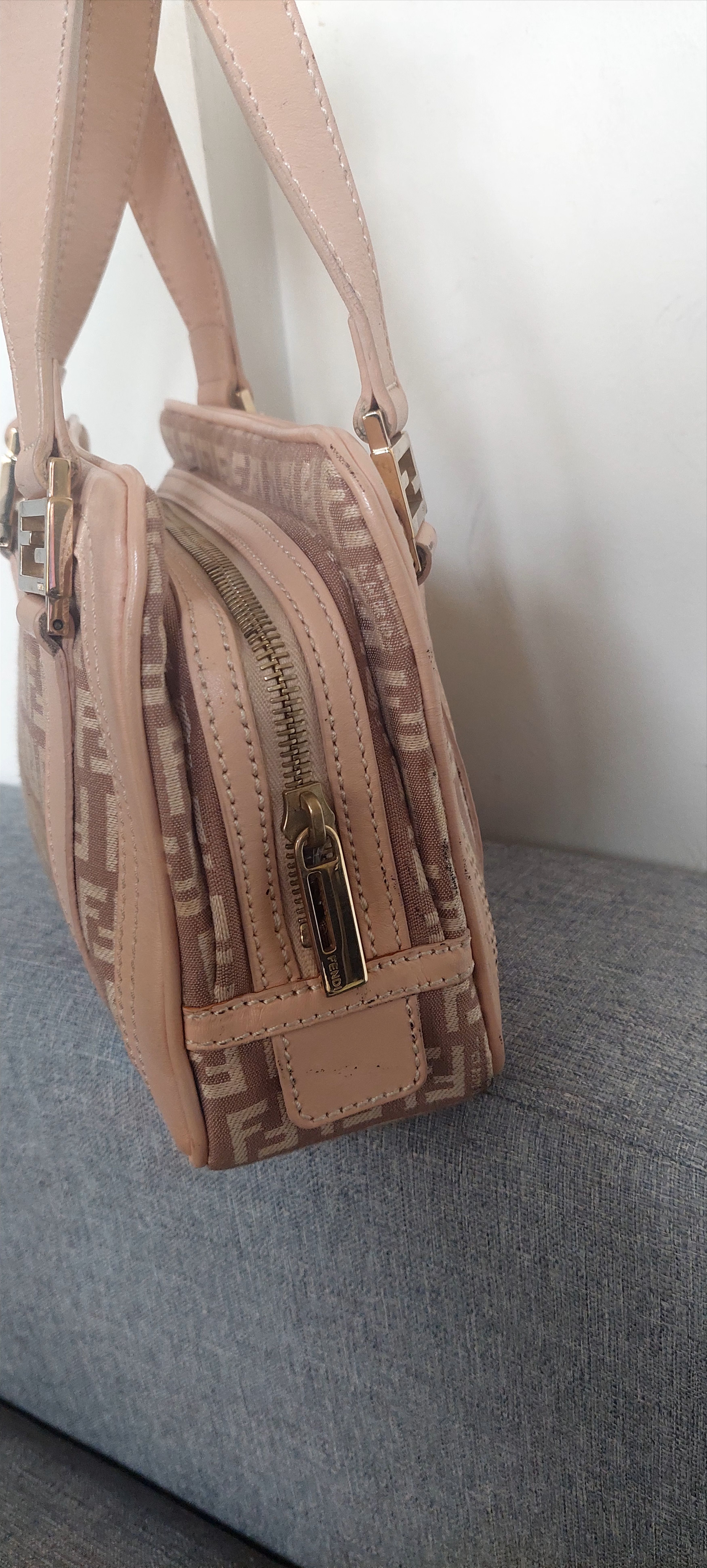 Fendi Fendi Vintage Pink Zuchino Size ONE SIZE - 2 Thumbnail