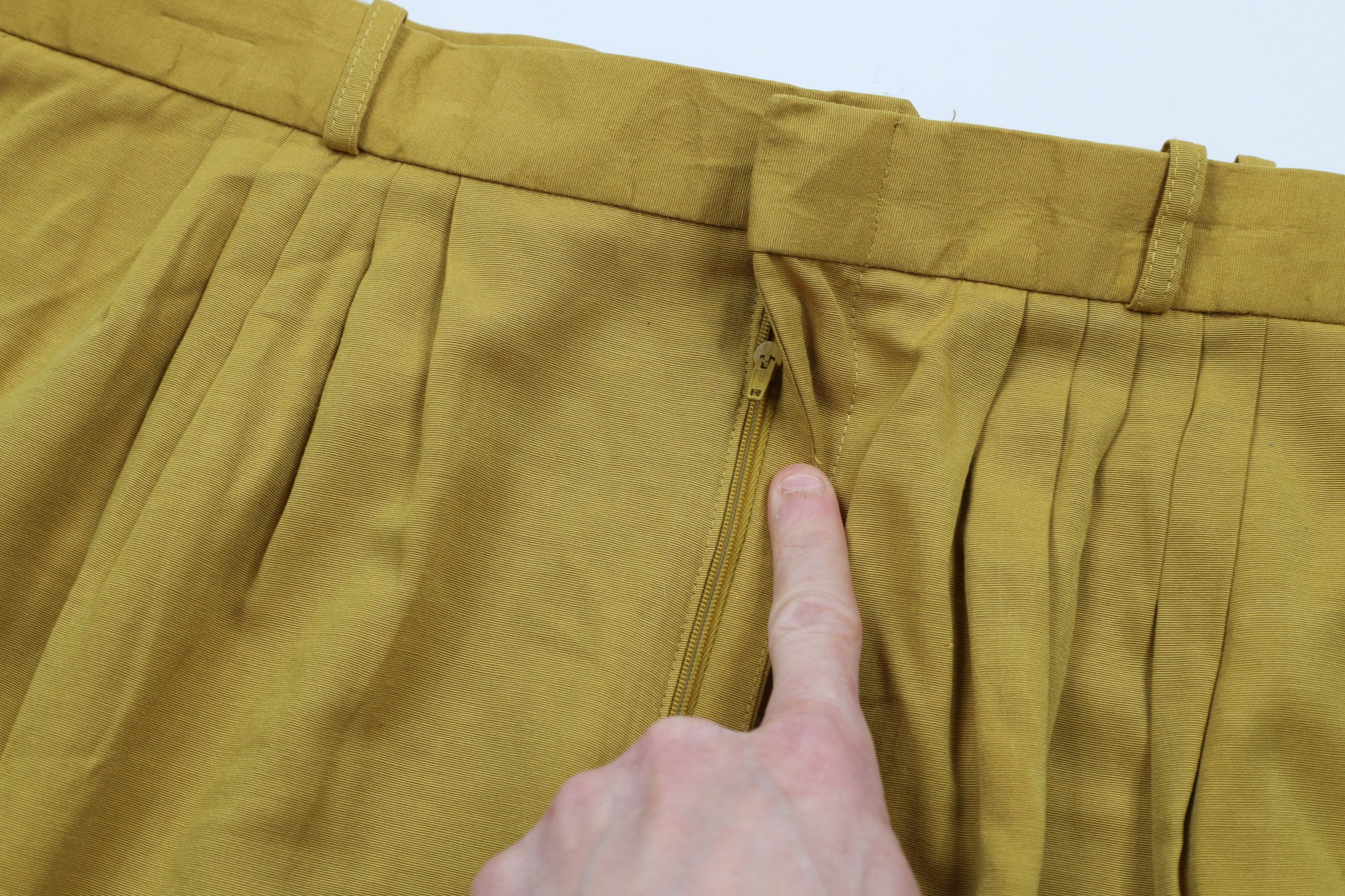 Vintage Vintage 90s Streetwear Baggy Rayon Blend Chino Shorts Size US 36 / EU 52 - 5 Thumbnail
