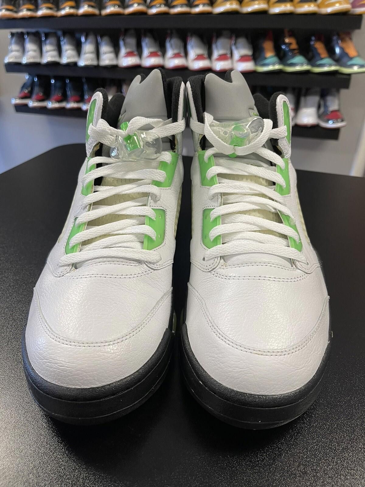 Jordan Brand Size 12 - Nike Air Jordan 5 Retro Q54 Quai 54 White “2011” Size US 12 / EU 45 - 2 Thumbnail