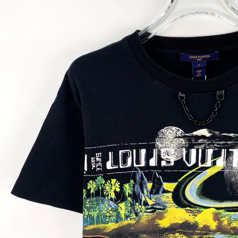 Louis Vuitton Louis Vuitton 22 black planet monogrammed chain cotton cre Size US S / EU 44-46 / 1 - 3 Thumbnail