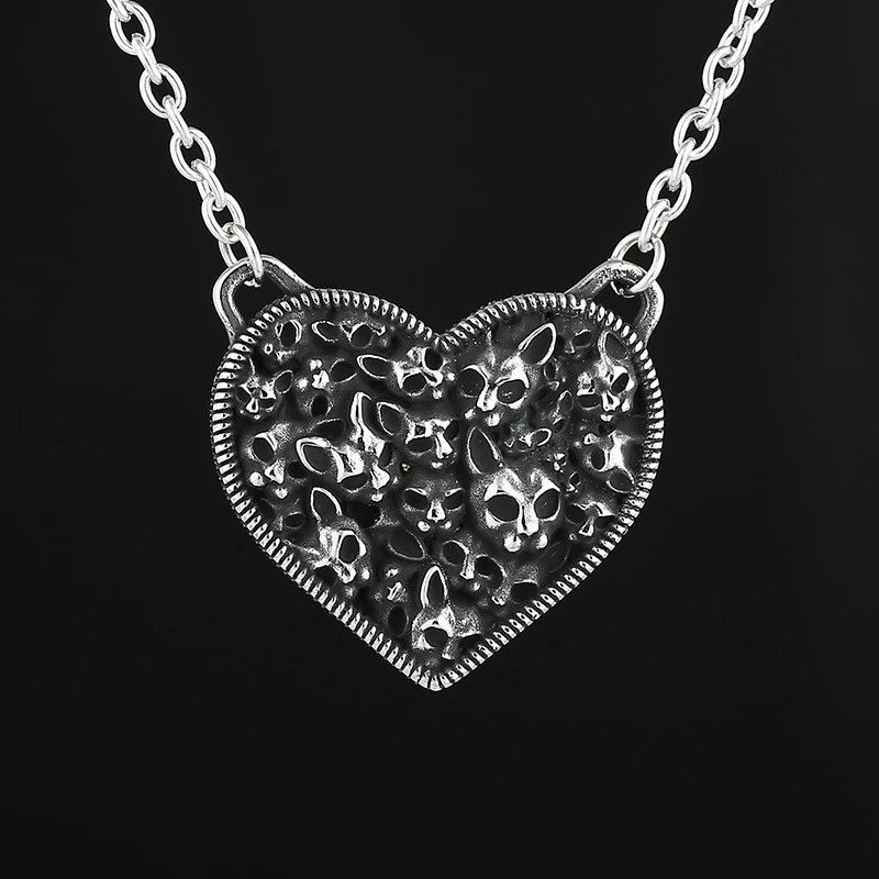 Jewelry Cat Heart Necklace in Silver, Men's
