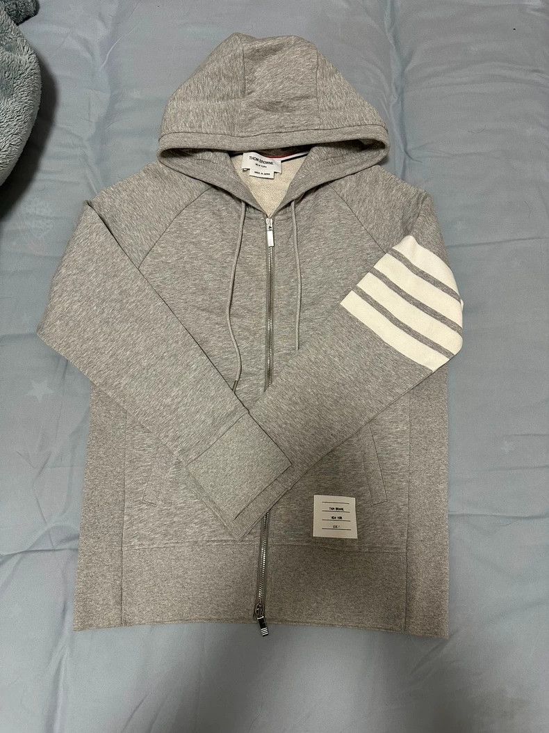 Thom Browne Thom Browne Classic four-striped gray hooded jacket 2503-Ne Size US S / EU 44-46 / 1 - 1 Thumbnail