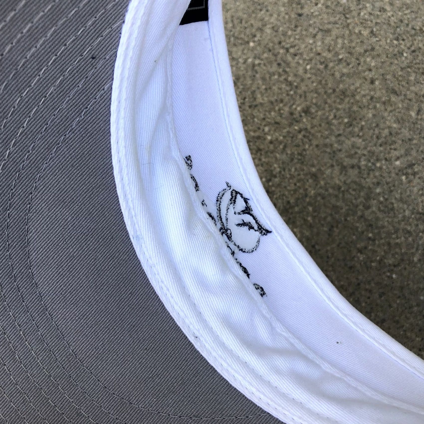 Vintage AHEAD HEADGEAR Reynolds Lake Oconee Visor Hat Men's One Size White Cap Golf Visor Adjustable Cotton Size ONE SIZE - 3 Thumbnail