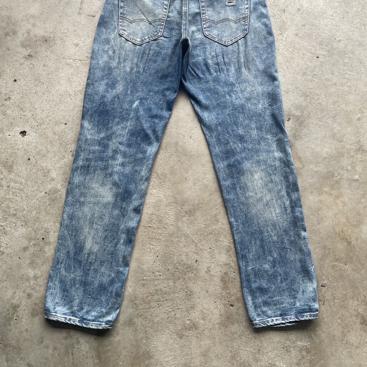 American Eagle Outfitters American Eagle Outfitters Jeans Ripped Faded Distressed W31 Size US 31 - 10 Thumbnail