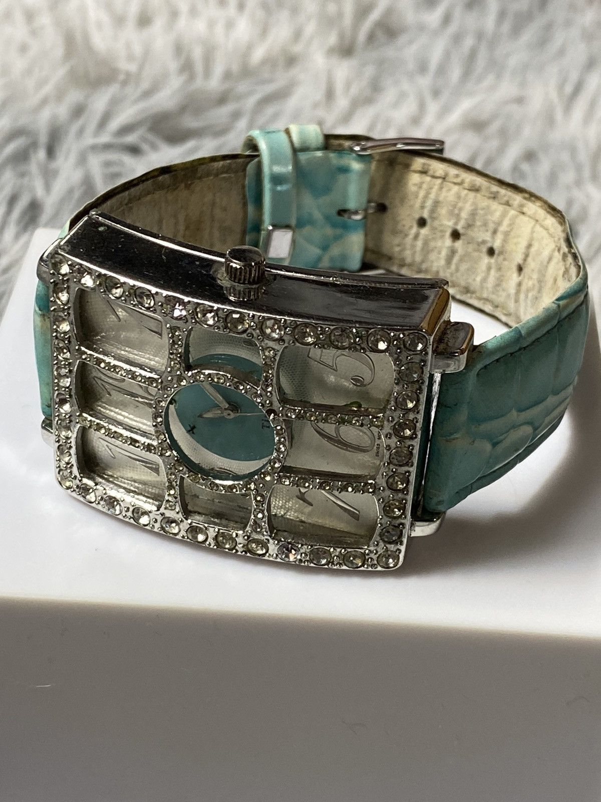 Jewelry Turquoise Gem-Studded Watch - Unique Bold Design Size ONE SIZE - 1 Thumbnail