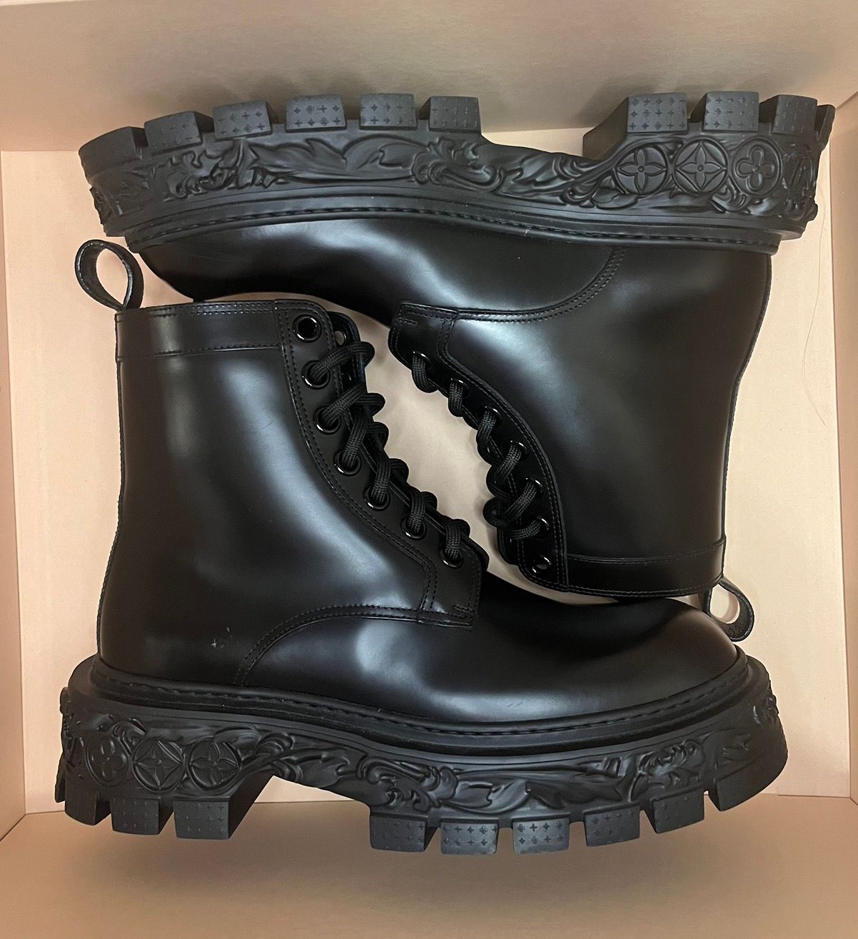 Pre-owned Louis Vuitton Baroque Ranger Boot In Black