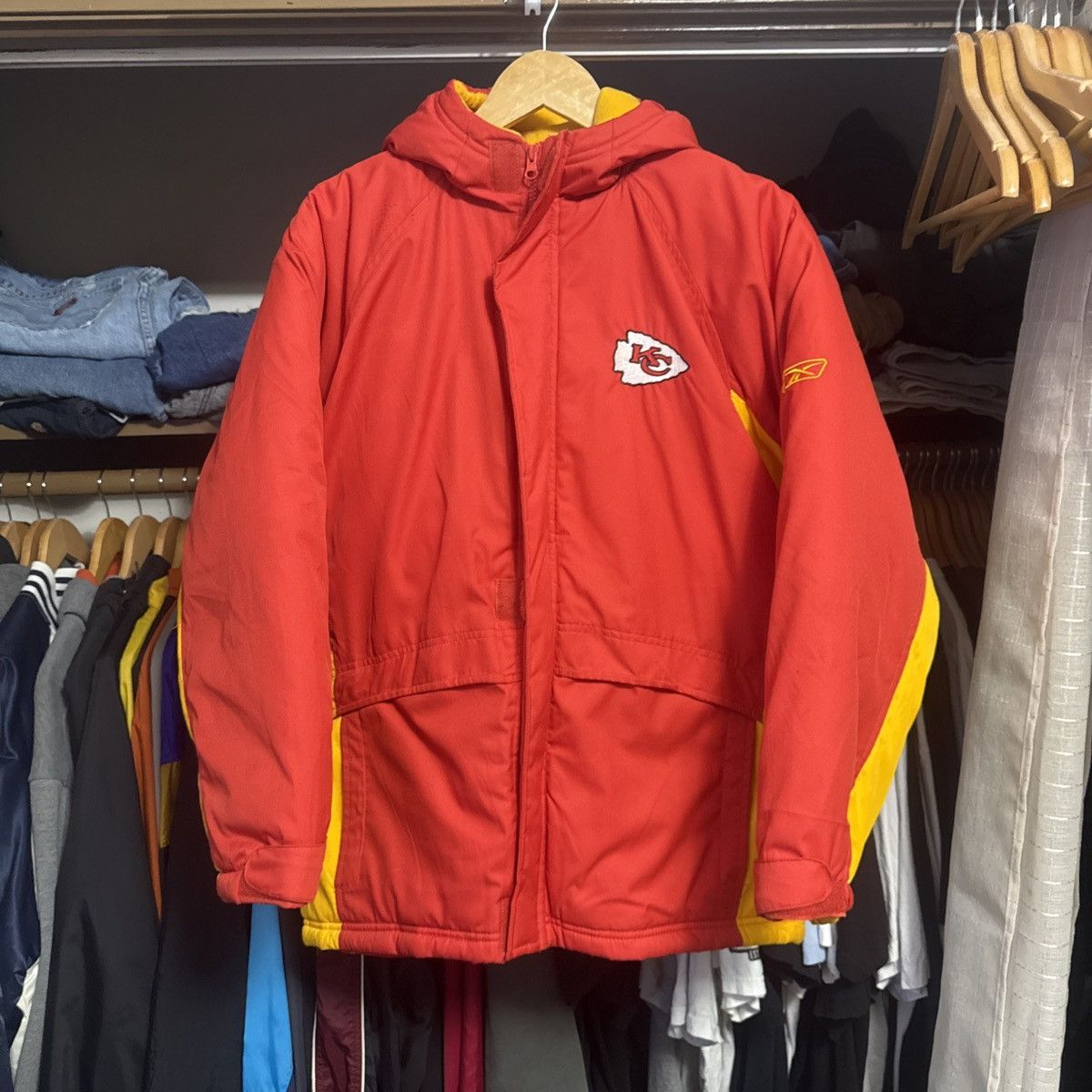 Reebok Vintage Reebok NFL Kansas City Chiefs Puffer Jacket XL Size US XL / EU 56 / 4 - 1 Thumbnail
