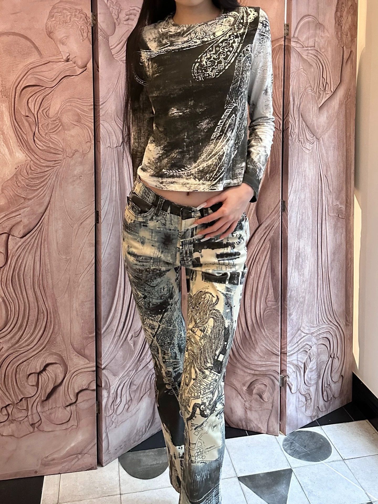 Just Cavalli Just Cavalli Print Stretch LS Tee Vtg Archive S Size S / US 4 / IT 40 - 1 Thumbnail