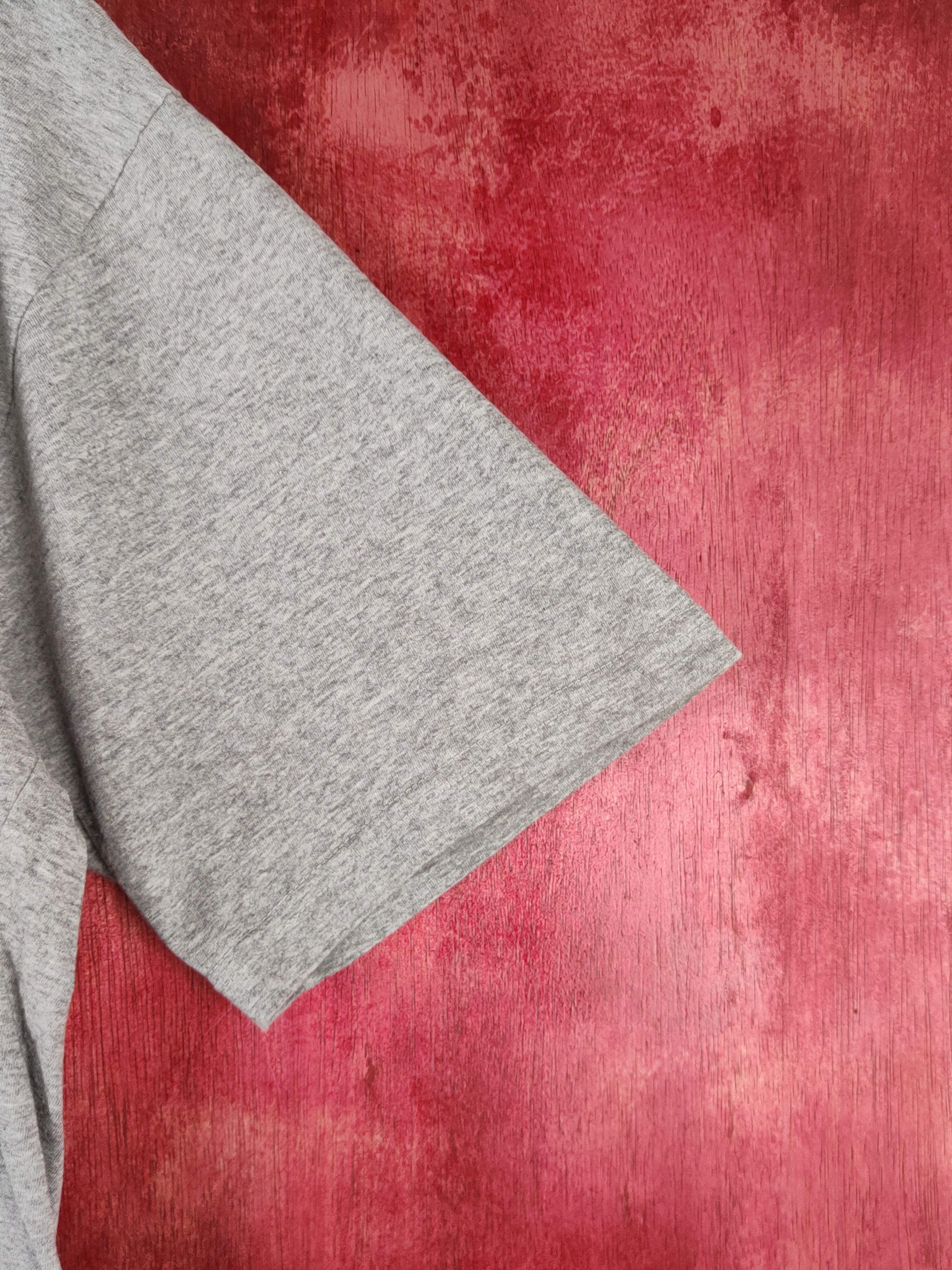 Japanese Brand × Trussardi × Vintage Trussardi Gray vintage Short Sleeve T-shirts #S2306 Size US L / EU 52-54 / 3 - 7 Thumbnail