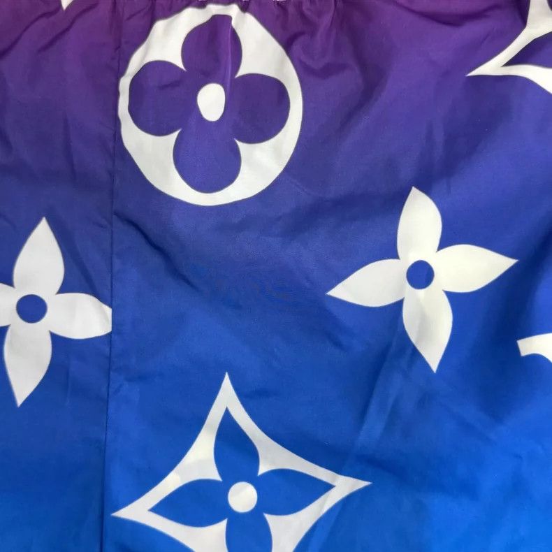 Louis Vuitton Louis Vuitton Blue and purple gradient color full logo beac Size US 38 / EU 54 - 7 Thumbnail