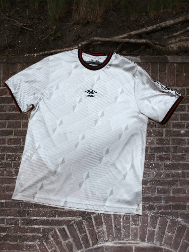 Umbro Umbro T-Shirt Size US S / EU 44-46 / 1 - 1 Thumbnail