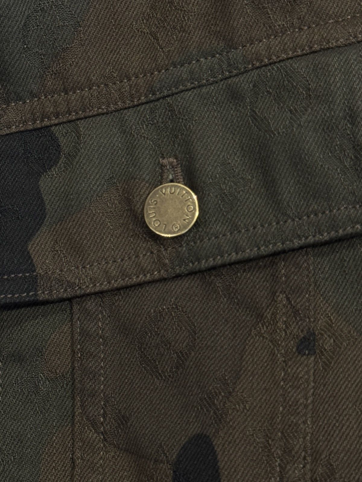 Louis Vuitton × Supreme Louis Vuitton Supreme Camouflage Denim Trucker Jacket Size US L / EU 52-54 / 3 - 8 Thumbnail
