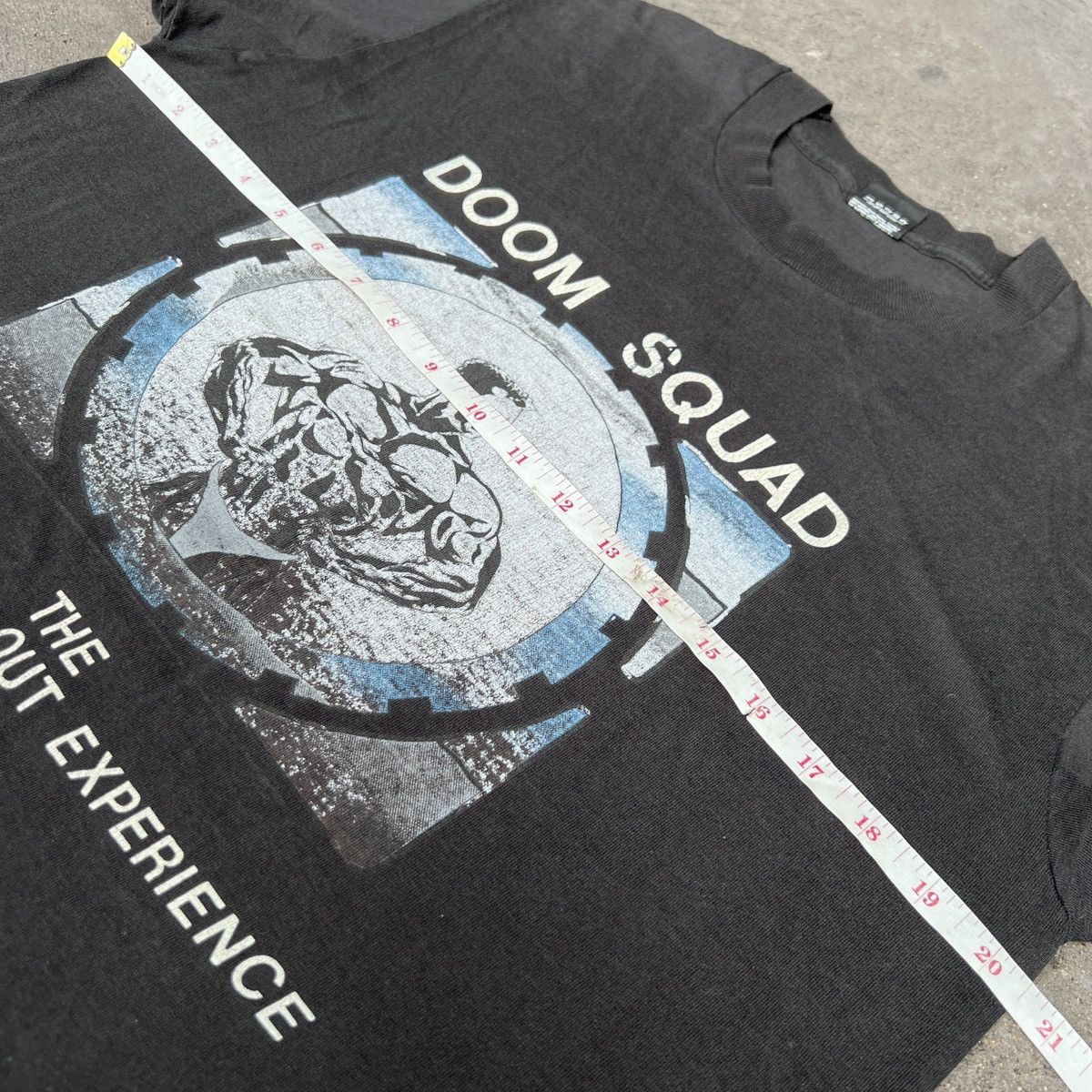 Vintage Vintage 90s DOOM SQUAD Gym Fitness Promo Tee L Faded Size US L / EU 52-54 / 3 - 6 Thumbnail