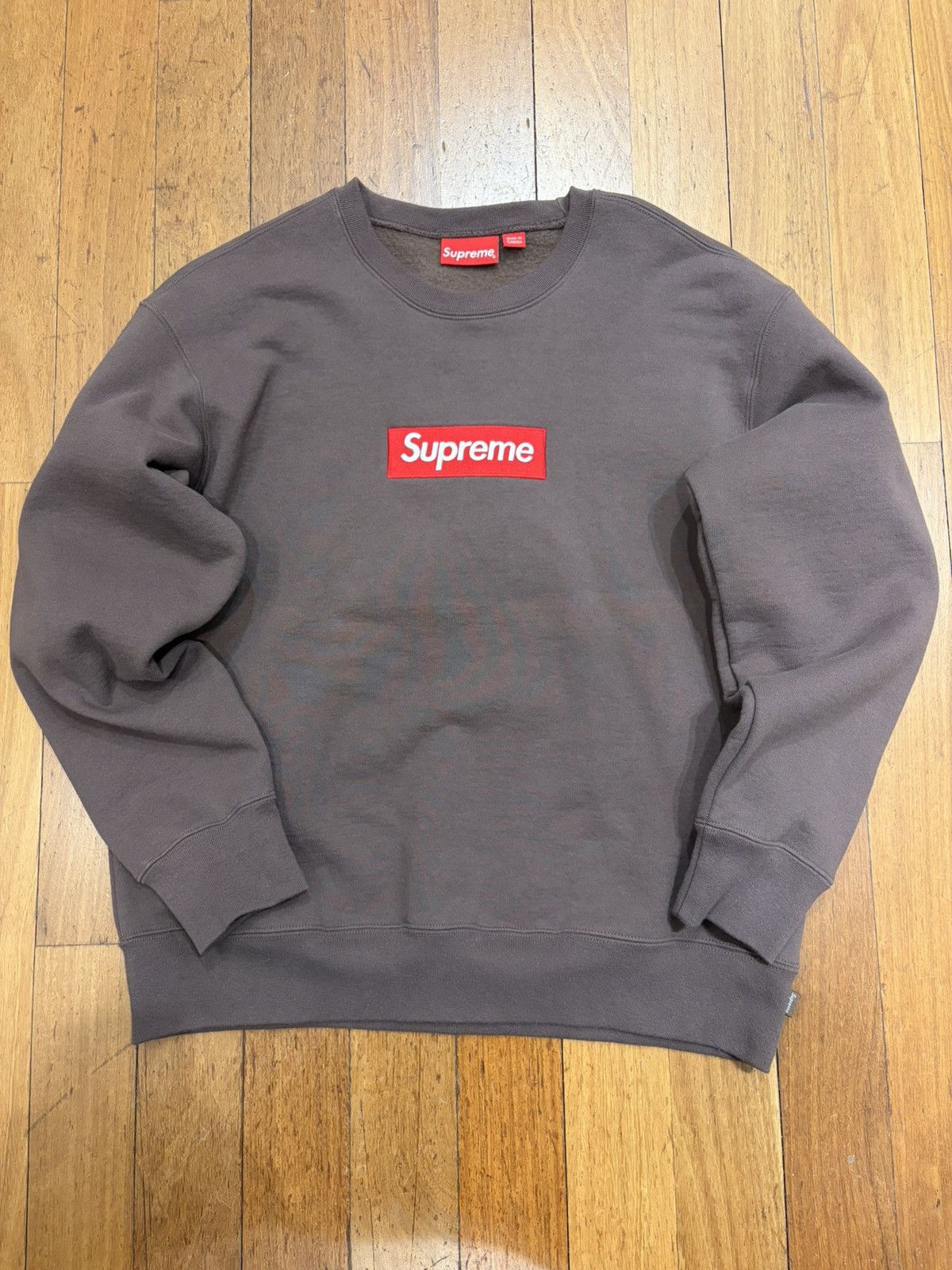 Supreme Mocha Red Box
