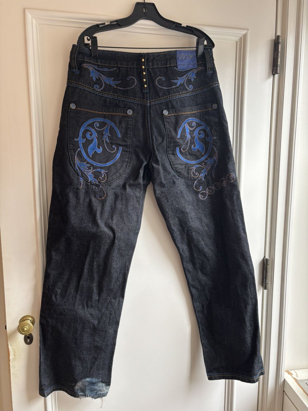 INSANE Y2K VINTAGE COOGI EMBROIDERED JEANS (RARE)