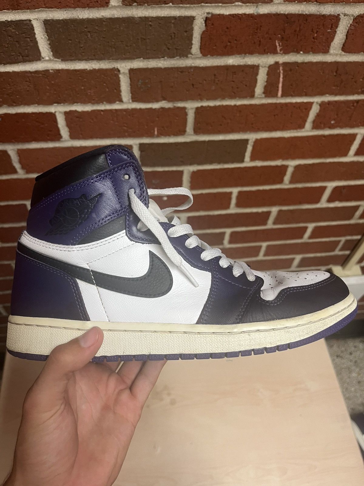 Nike Air Jordan 1 Retro High OG 'Court Purple 2.0' Size US 9 / EU 42 - 9 Thumbnail