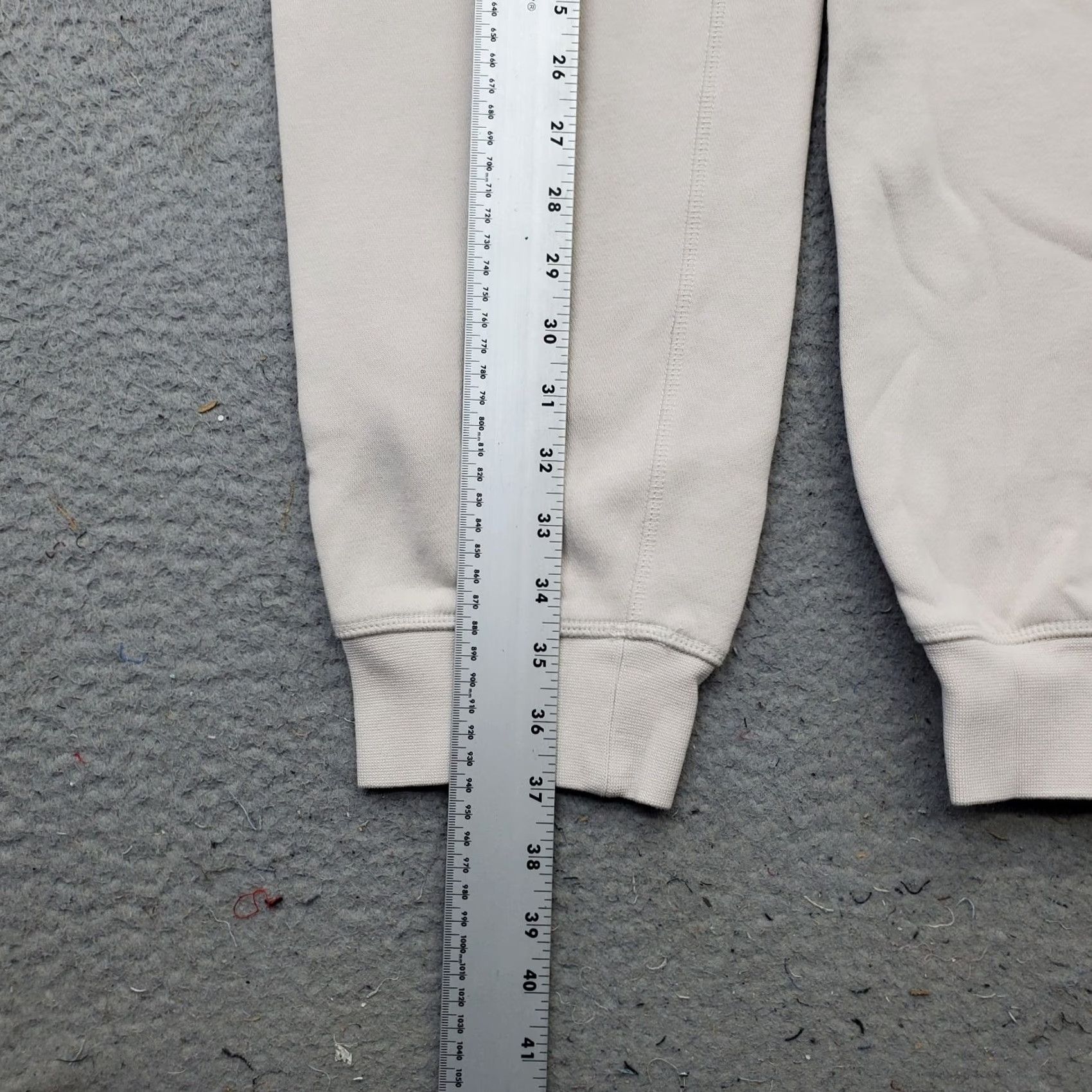 Nike Nike Sportswear Club Joggers Womens M Tan - Pants, Athletic, Fleece Lined, Swoosh Logo, 27" Inseam, 37" Outseam, Drawstring Waist, Casual Activewear Size 32" / US 10 / IT 46 - 3 Thumbnail