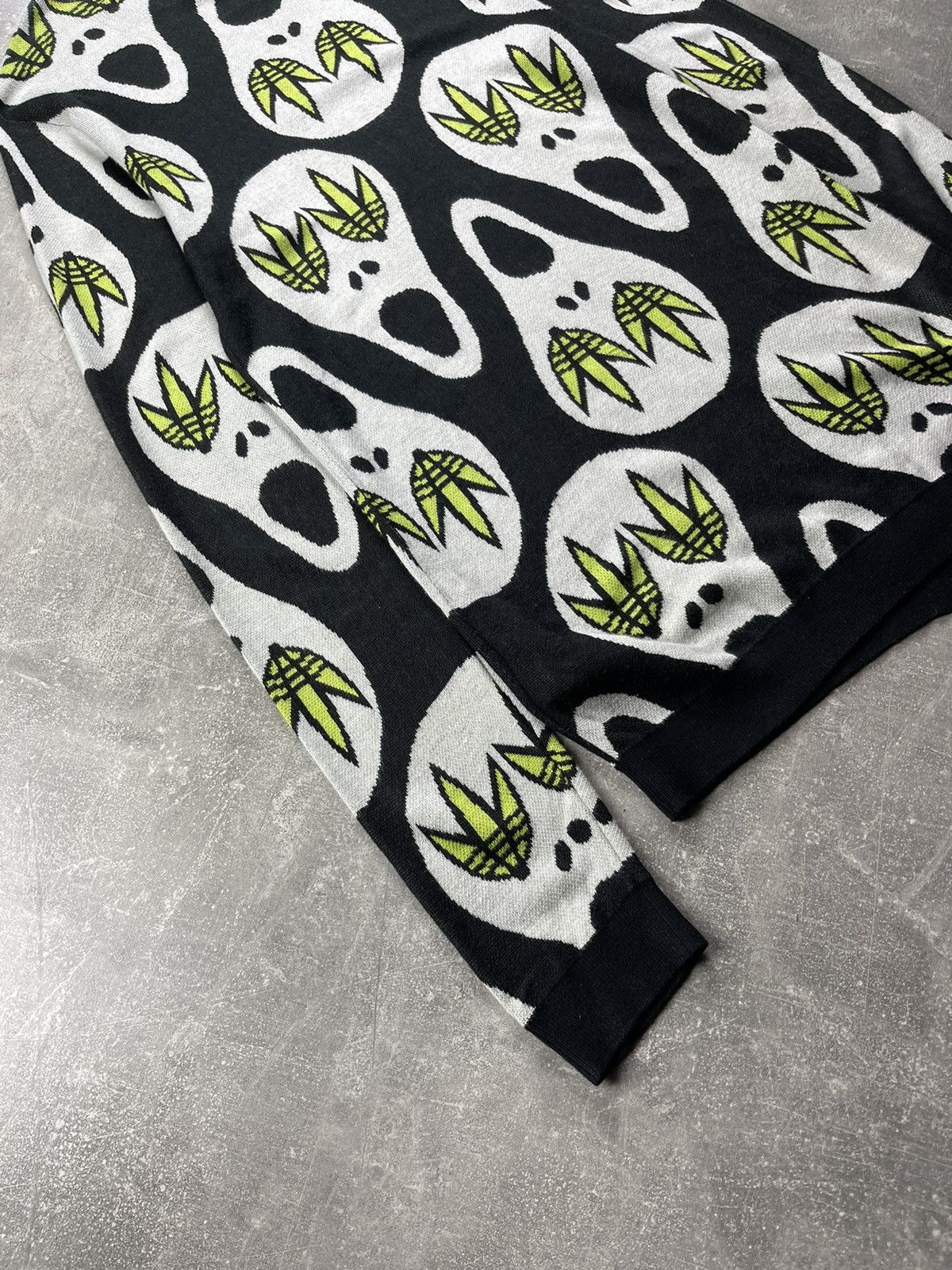 Adidas × Jeremy Scott Adidas x Jeremy Scott “Ghost Weed Faces” All-Over Sweater Size US M / EU 48-50 / 2 - 8 Thumbnail