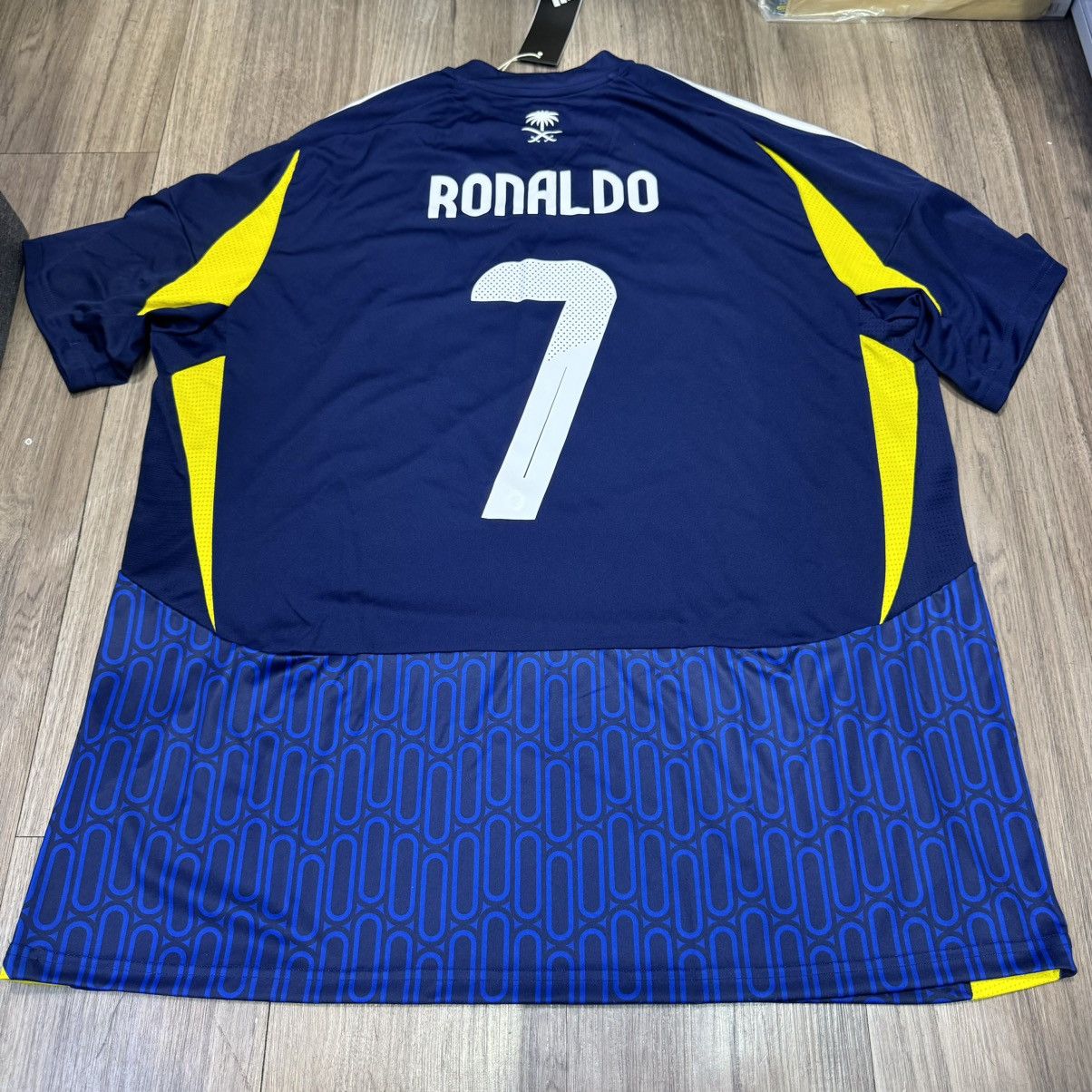 Adidas AL Nassr 25/26 away shirt #7 Ronaldo (Bnwt) Size US XXL / EU 58 / 5 - 2 Thumbnail