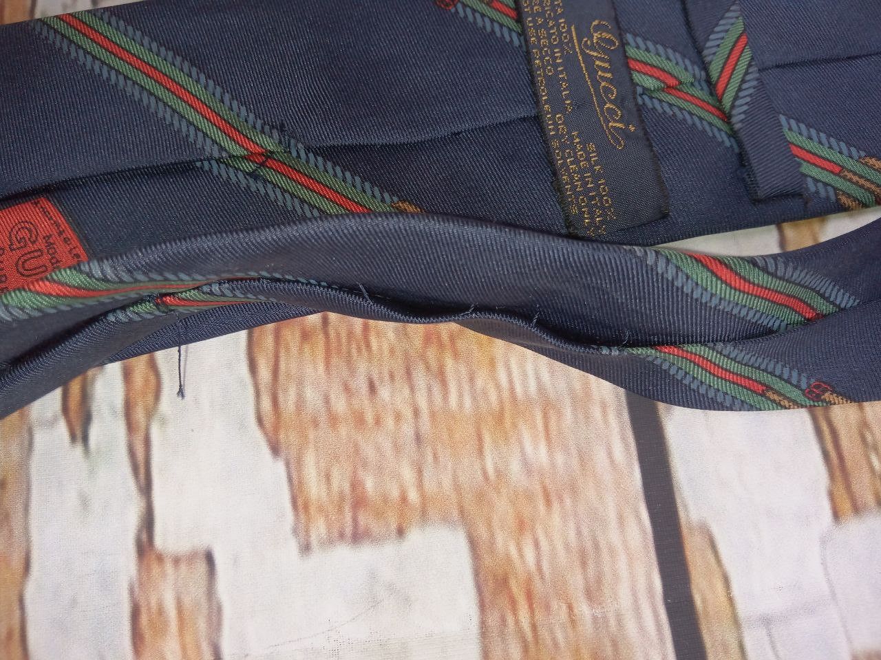 Gucci Vintage Gucci Silk Tie Made in Italy Size ONE SIZE - 4 Thumbnail