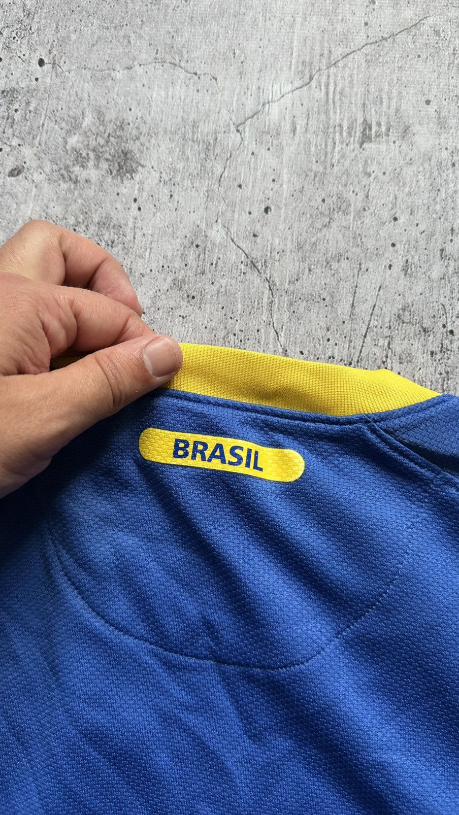 Nike 2010/11 Nike Brazil National Team Vintage Away Soccer Jersey Size US M / EU 48-50 / 2 - 21 Thumbnail
