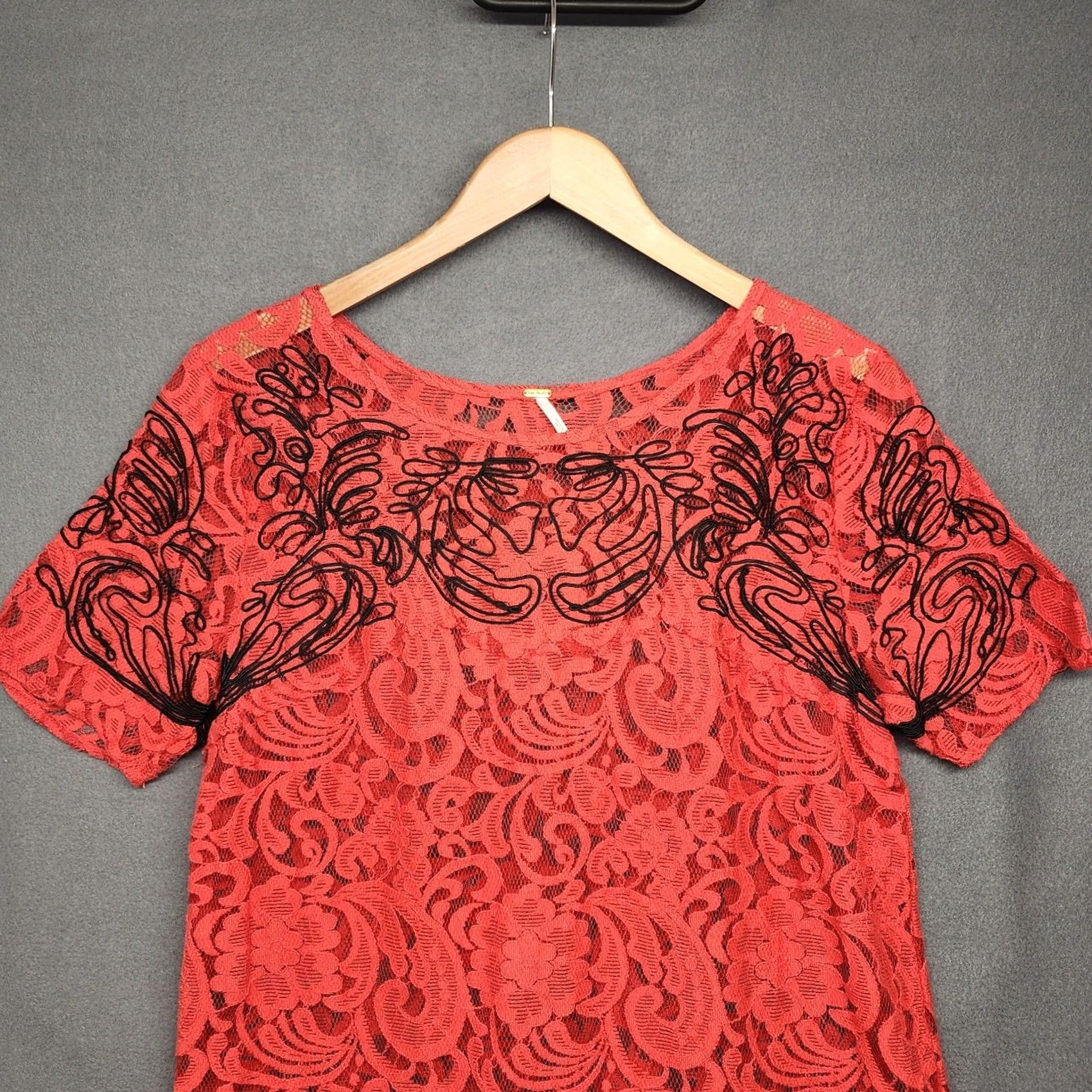 Free People Free People Dress Shell Red Lace Shift Pullover Short Sleeve Size L Womens Knee Length Dress Size L / US 10 / IT 46 - 7 Thumbnail