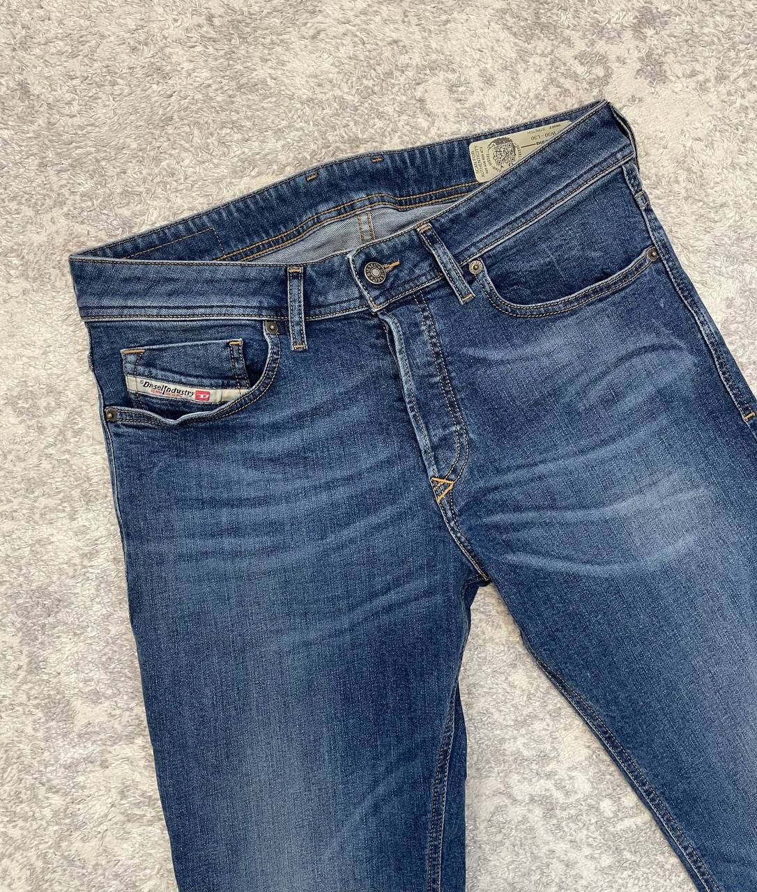 Diesel Vintage Diesel Jeans Made in Italy W30 Straight Fit Y2K Size US 30 / EU 46 - 5 Thumbnail
