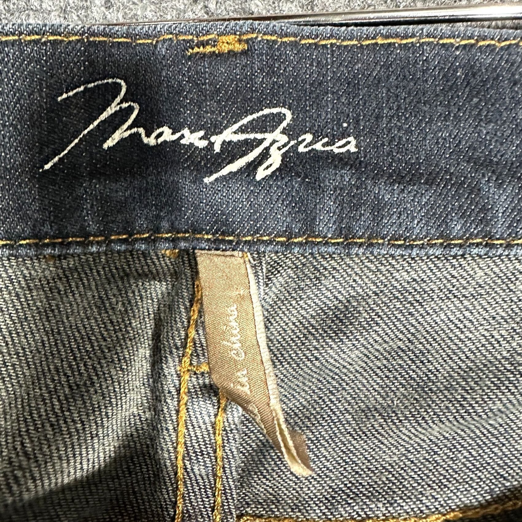 Bcbgmaxazria Max Azria Jeans Womens 27 Straight Leg Dark Wash Cotton Stretch Pockets Size 27" / US 4 / IT 40 - 5 Thumbnail