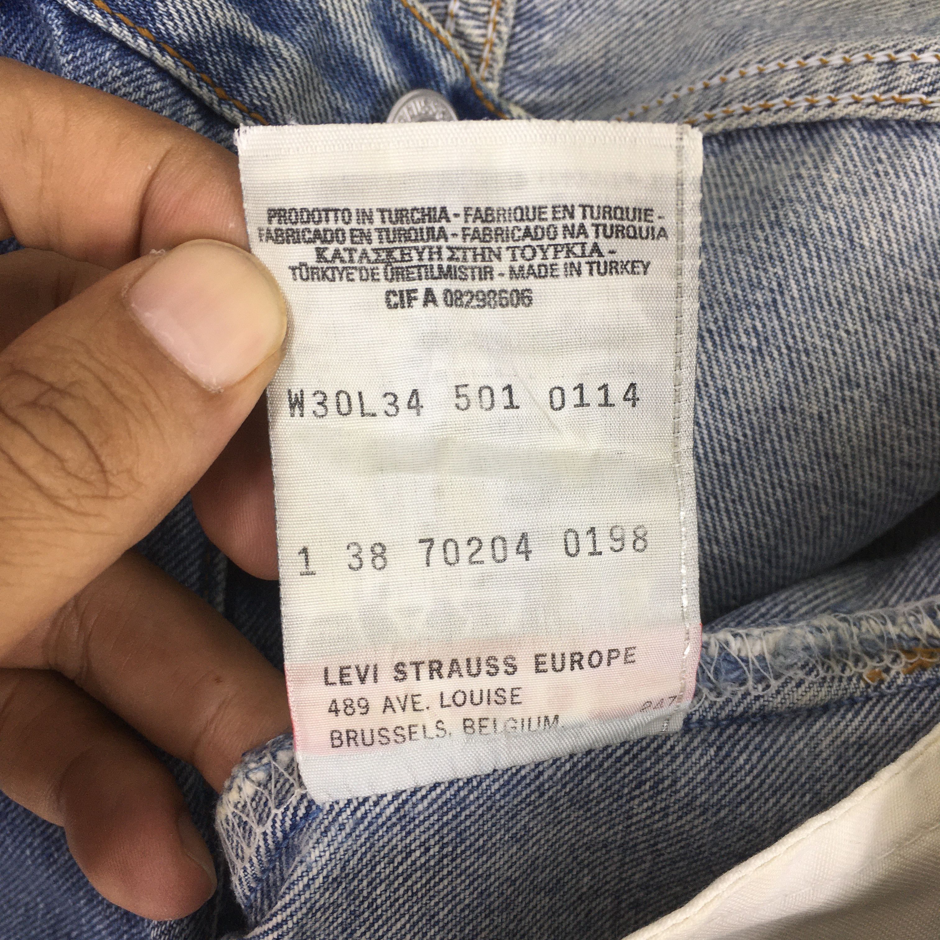 Levi's Size 28x32.5 Vintage 90s Levi's 501 Straight Cut Jeans S1906 Size 28" / US 6 / IT 42 - 13 Thumbnail