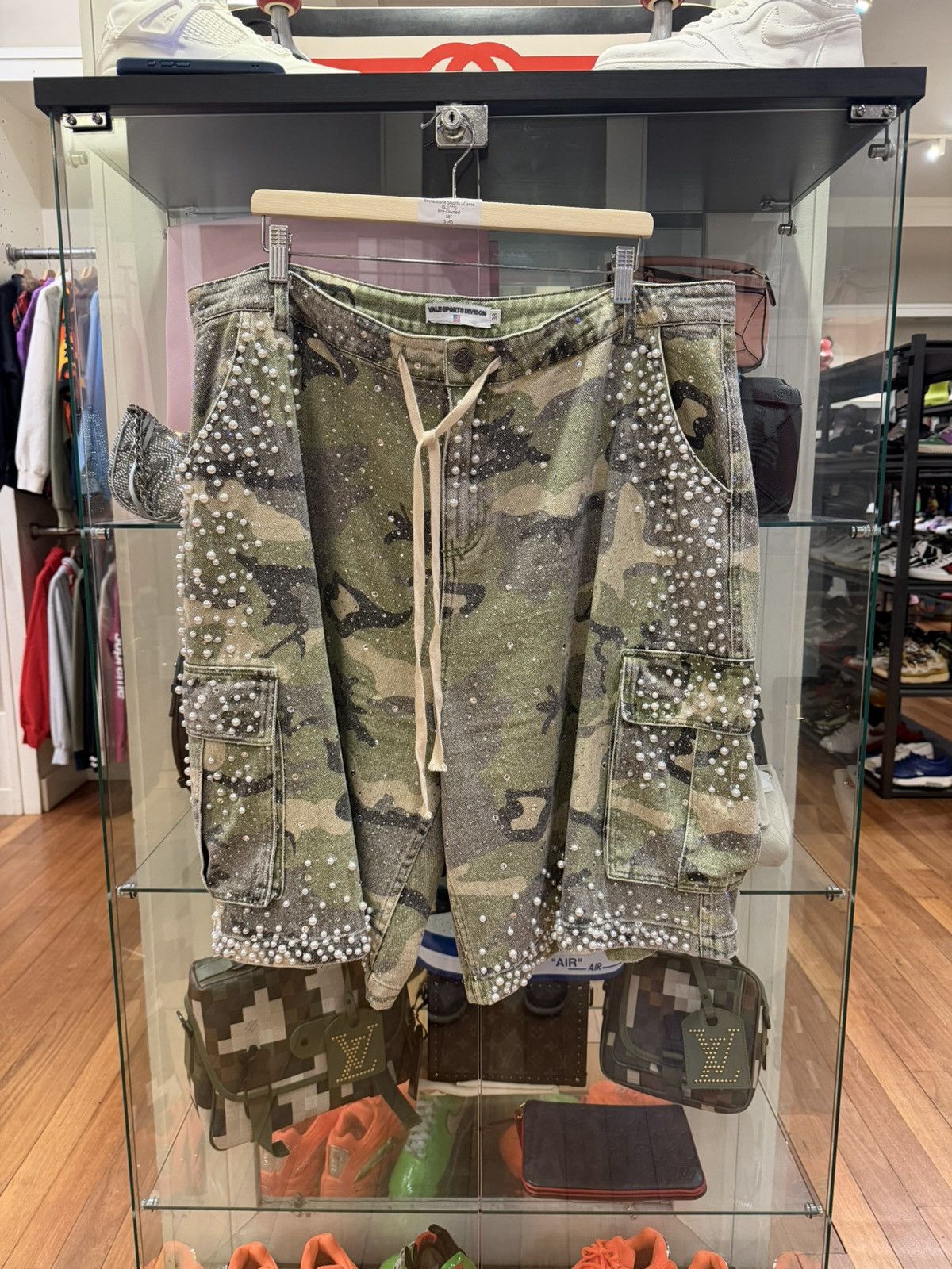 Vale Vale Rhinestone Camo Shorts Size US 38 / EU 54 - 1 Thumbnail
