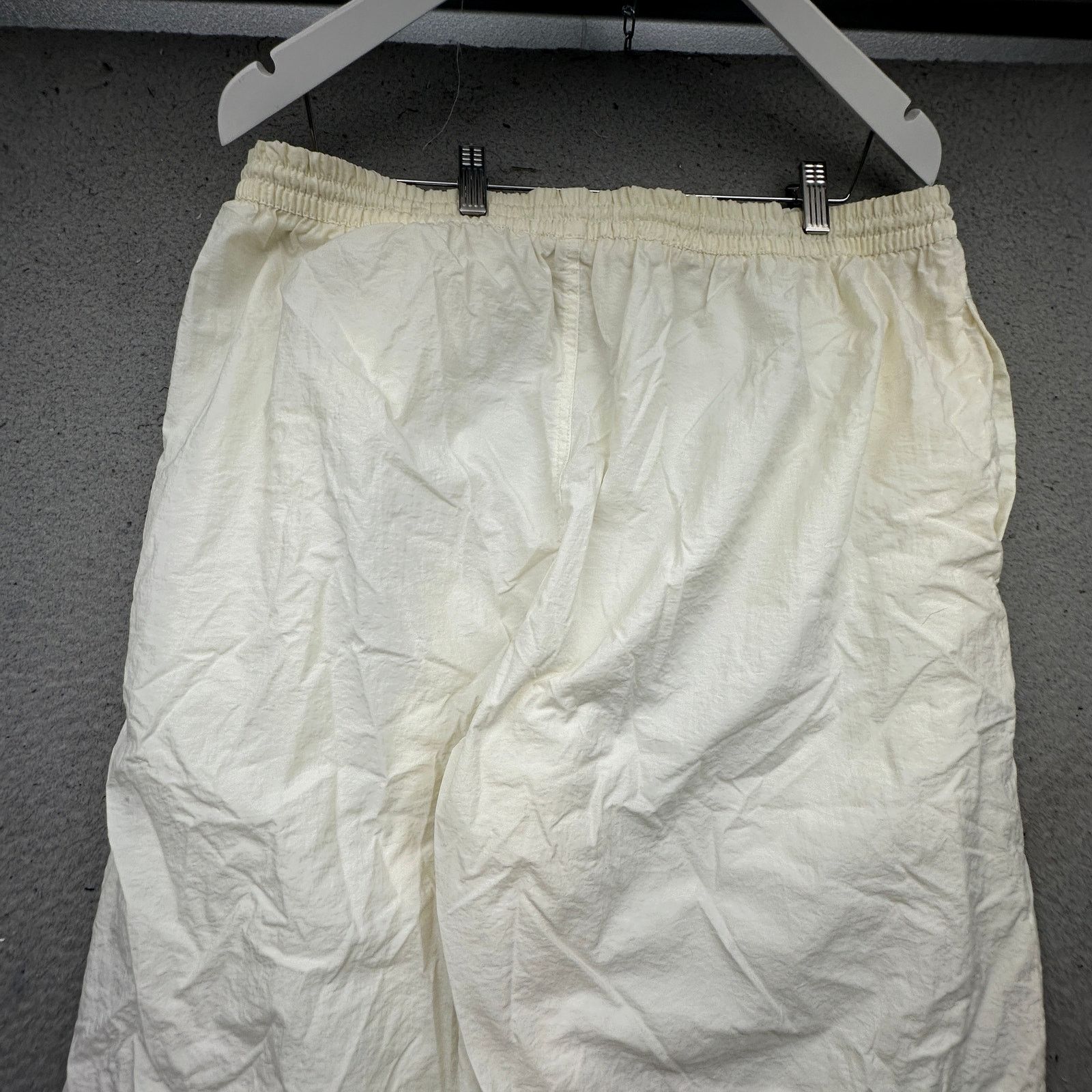 Lacoste Vintage 90s Lacoste Windbreaker Pants Men Large Jogger White Size US 36 / EU 52 - 10 Thumbnail
