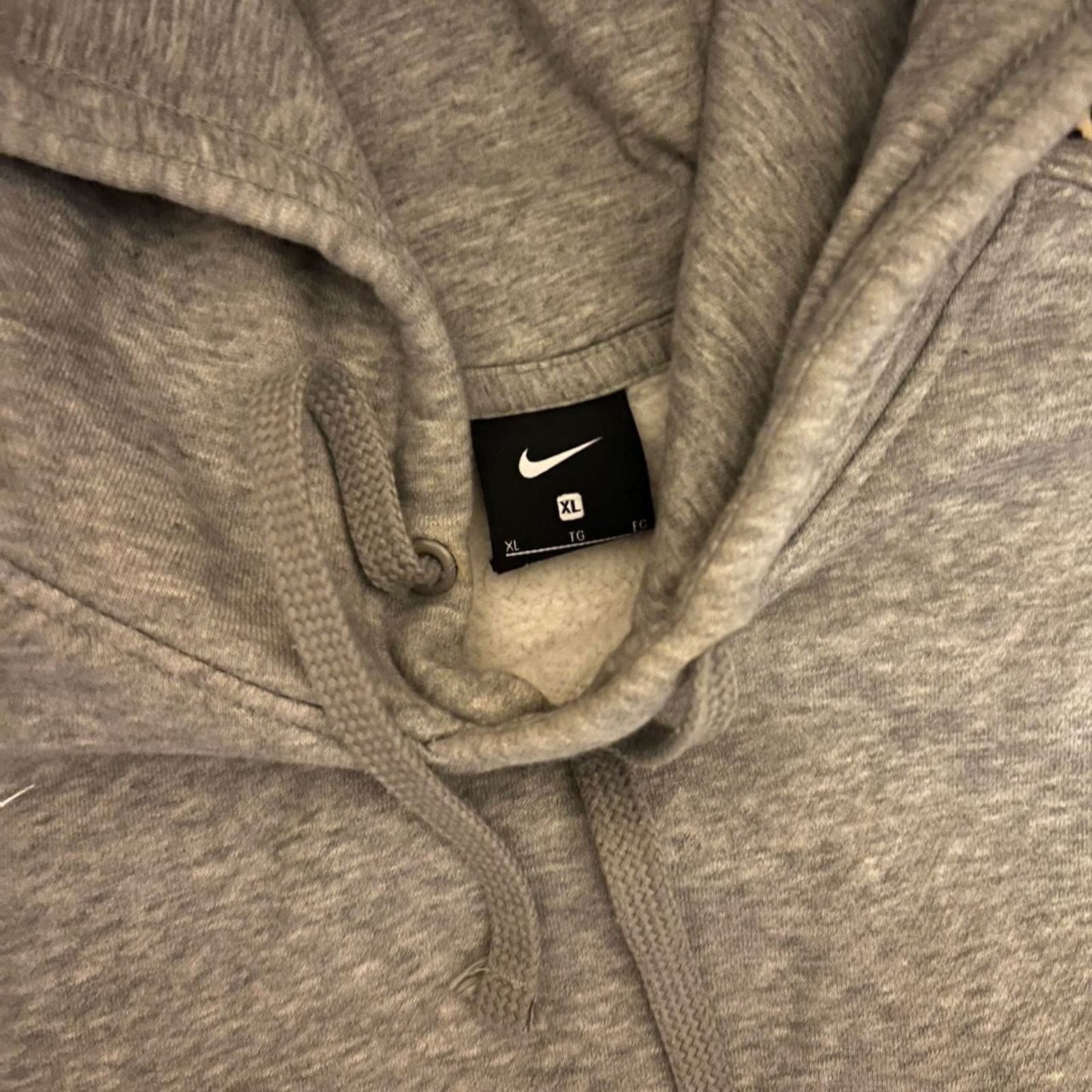 Nike Vintage grey nike hoodie small swoosh embroidered men xl Size US XL / EU 56 / 4 - 3 Thumbnail