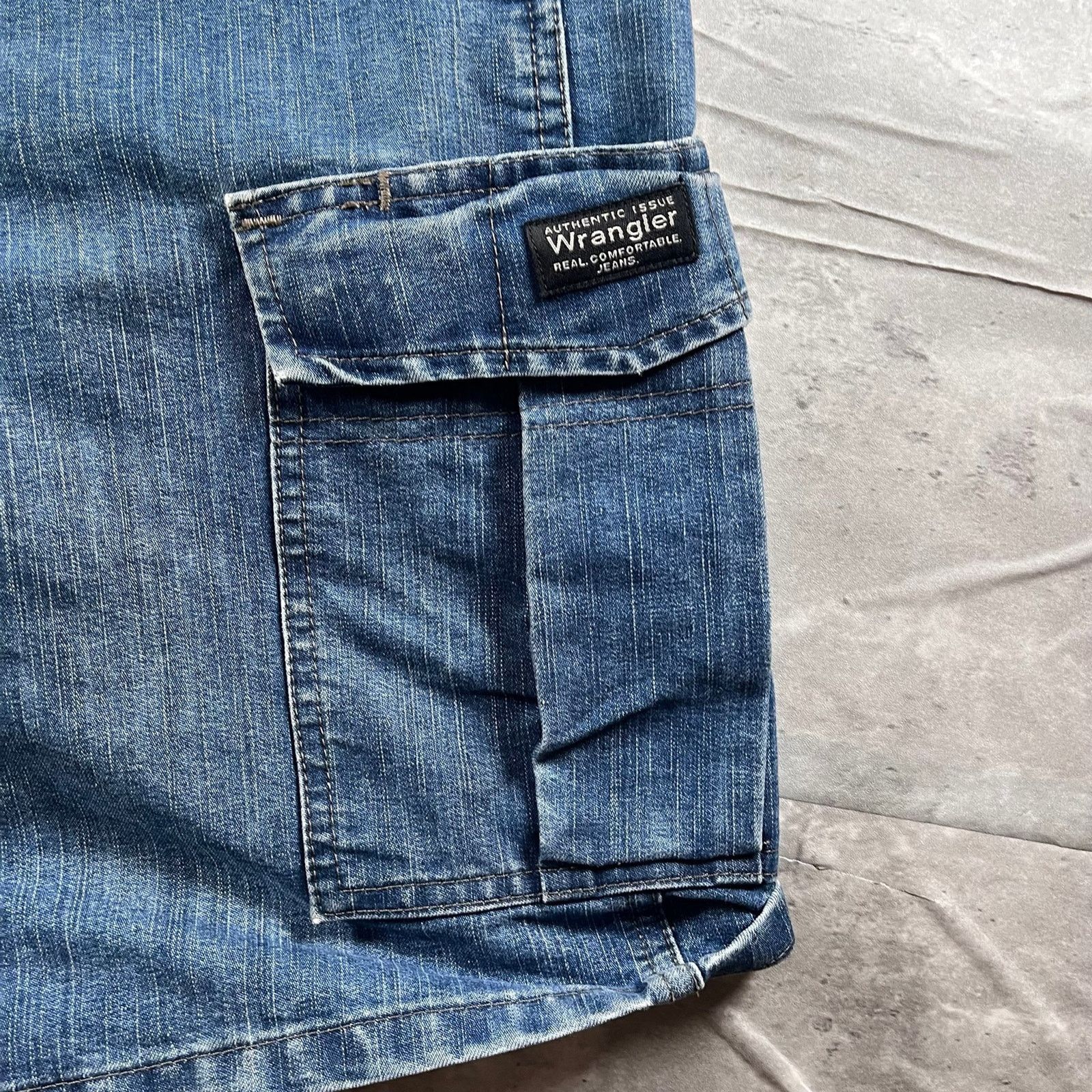 Wrangler Vintage skater style jorts Size US 36 / EU 52 - 4 Thumbnail