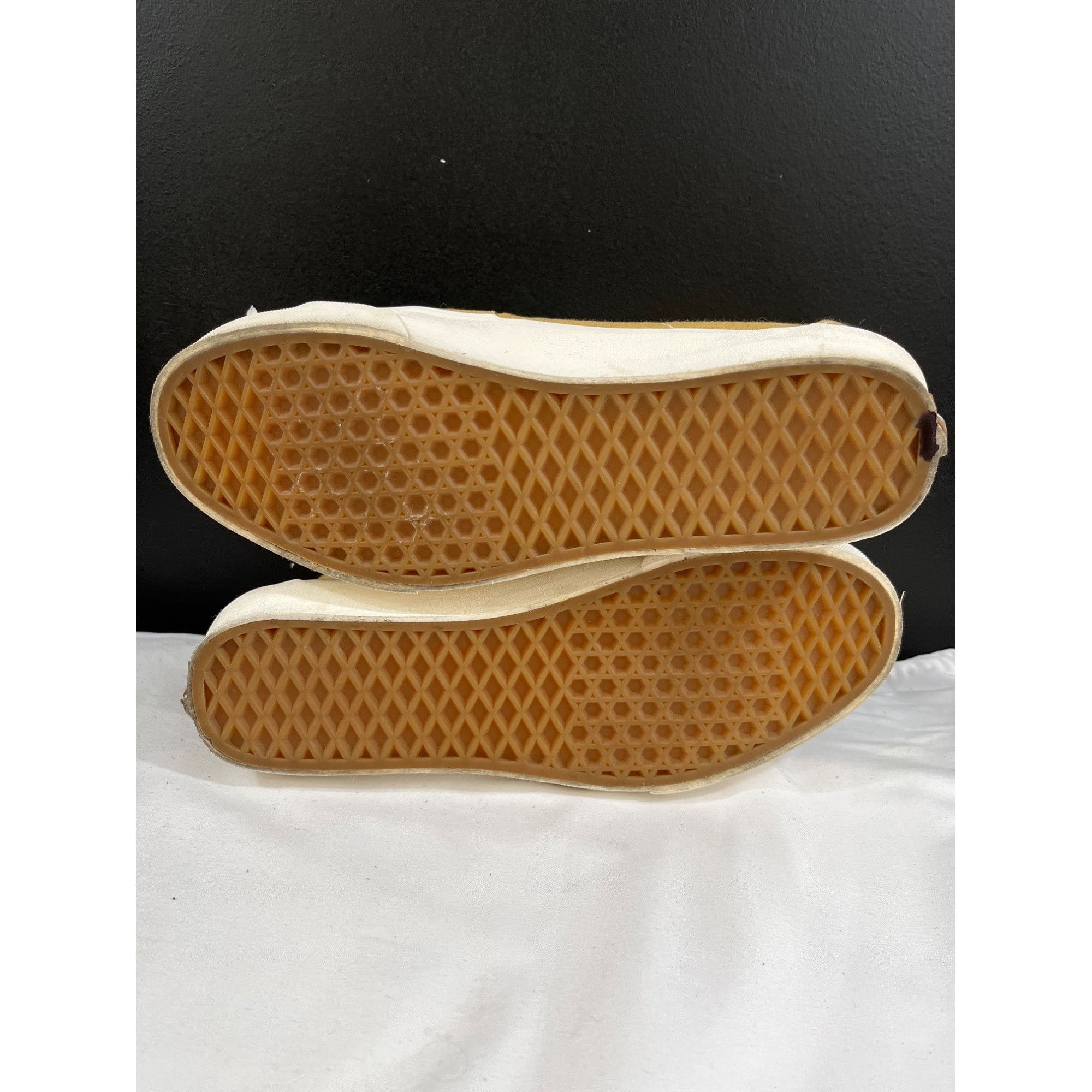 Vans Van Unisex Tan High-top Casual Sneakers Size M8/W9.5 SKU 621 Size US 9.5 / IT 39.5 - 3 Thumbnail