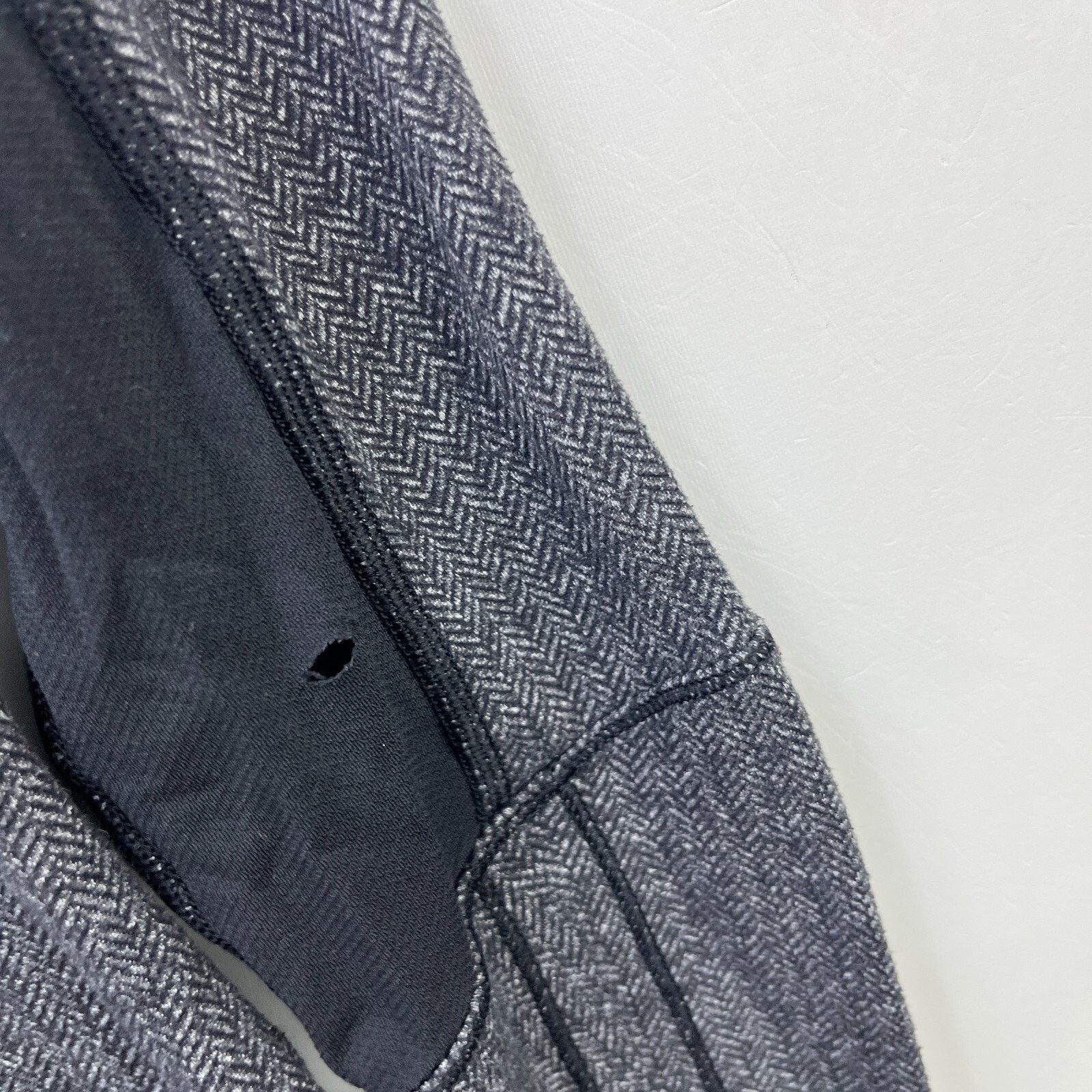Lululemon × Vintage Lululemon Base Runner 1/2 Zip Herringbone Black High Neck 9 Size M / US 6-8 / IT 42-44 - 5 Thumbnail