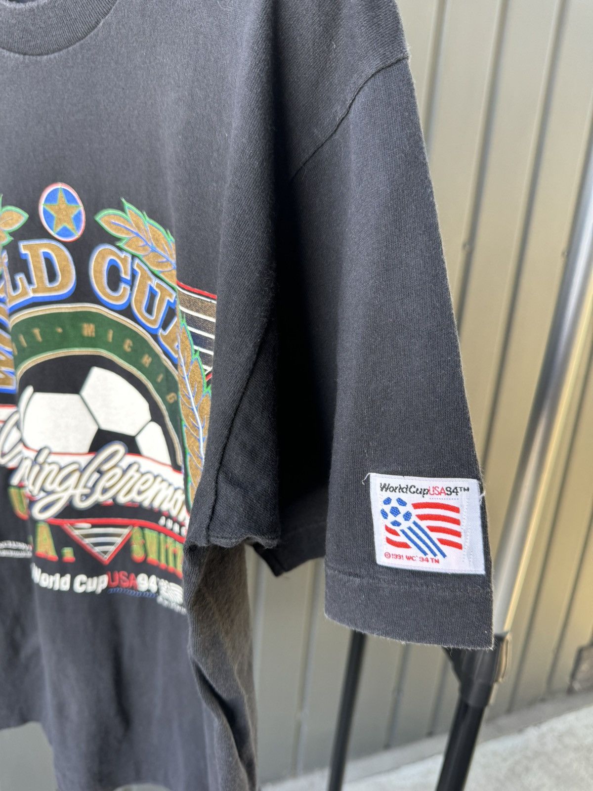 Vintage Vintage 1994 World Cup USA Trench T Shirt Switzerland Size US XL / EU 56 / 4 - 3 Thumbnail