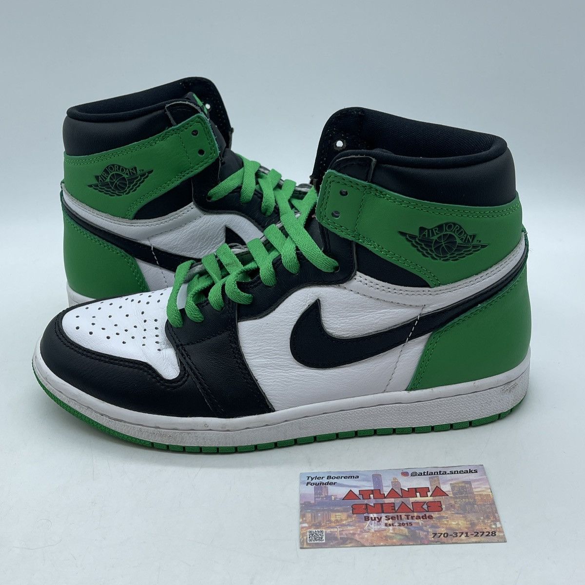 Jordan Brand Air Jordan 1 high lucky green Size US 7.5 / EU 40-41 - 1 Thumbnail