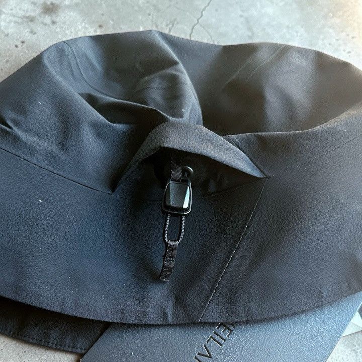 Veilance NWT Arc'teryx Veilance Bucket Hat Black S/M GORE-TEX 3L Size ONE SIZE - 2 Thumbnail