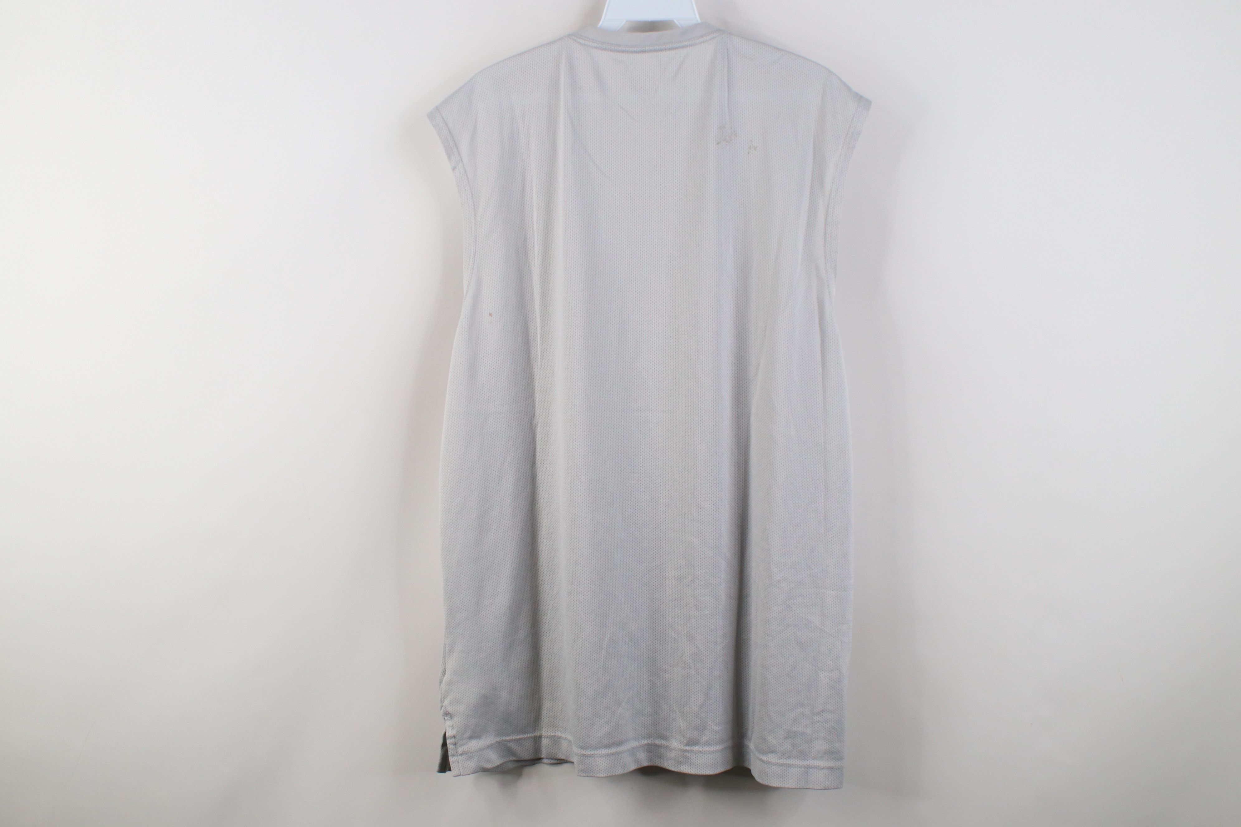 Nike Vintage Nike Center Swoosh Mesh Sleeveless Muscle T-Shirt Size US L / EU 52-54 / 3 - 12 Thumbnail