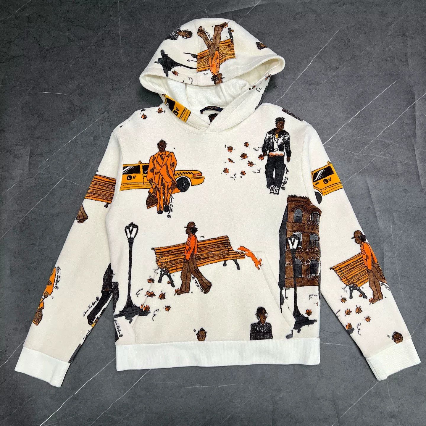 Louis Vuitton Louis Vuitton Sweater S Women Size S / US 4 / IT 40 - 1 Thumbnail