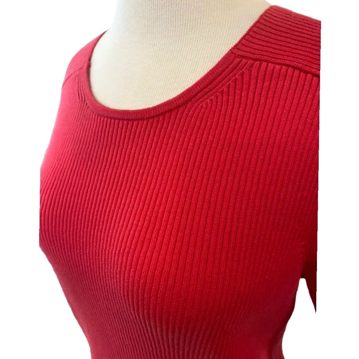 Tory Burch **Red Tory Burch Medium Pullover Ribbed Women's Sweater** User: **Tory Burch Red Medium Ribbed Women's Pullover Sweater** Size M / US 6-8 / IT 42-44 - 4 Thumbnail