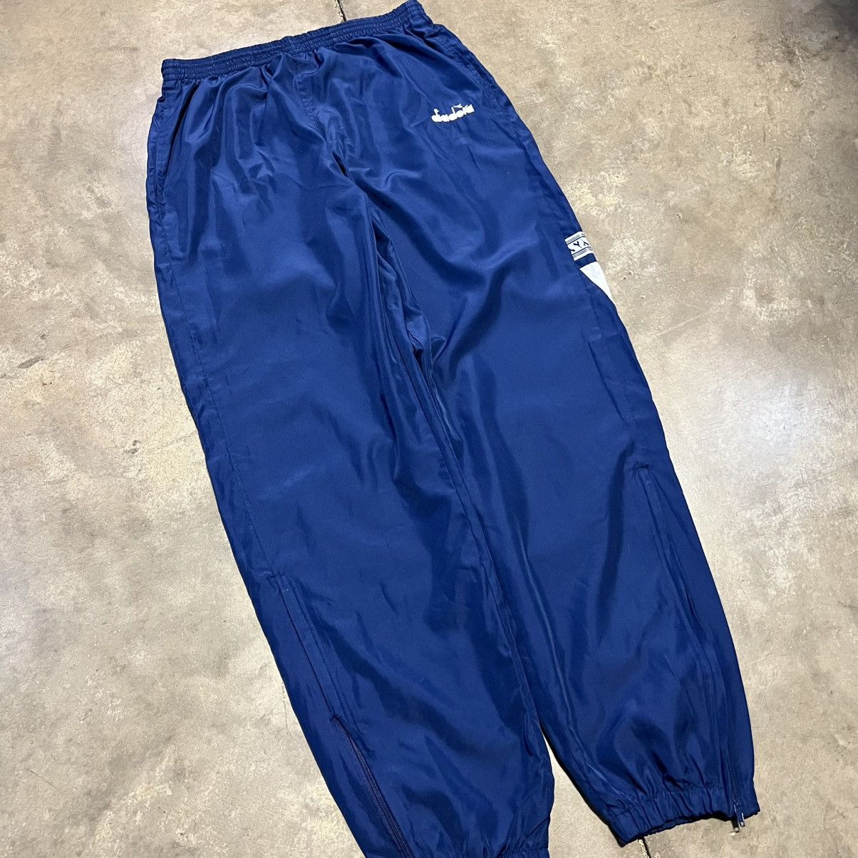 Diadora × Vintage Vintage Diadora Warm Up Track Pants Joggers Sweatpants 90s Size US 31 - 2 Thumbnail