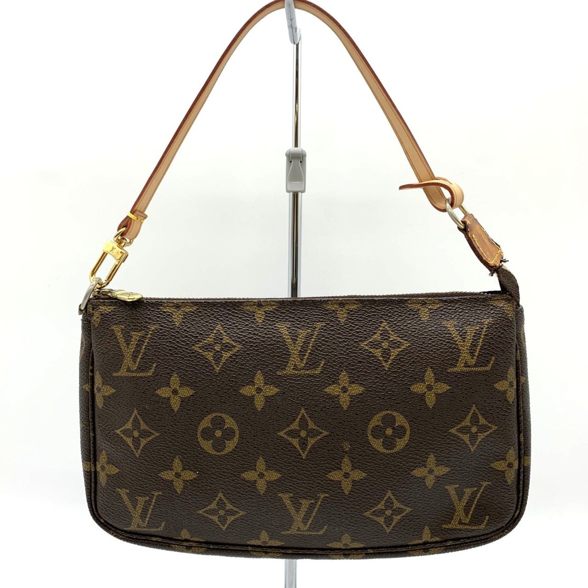 Louis Vuitton Louis Vuitton Pochette Accessoire clutch Size ONE SIZE - 1 Thumbnail