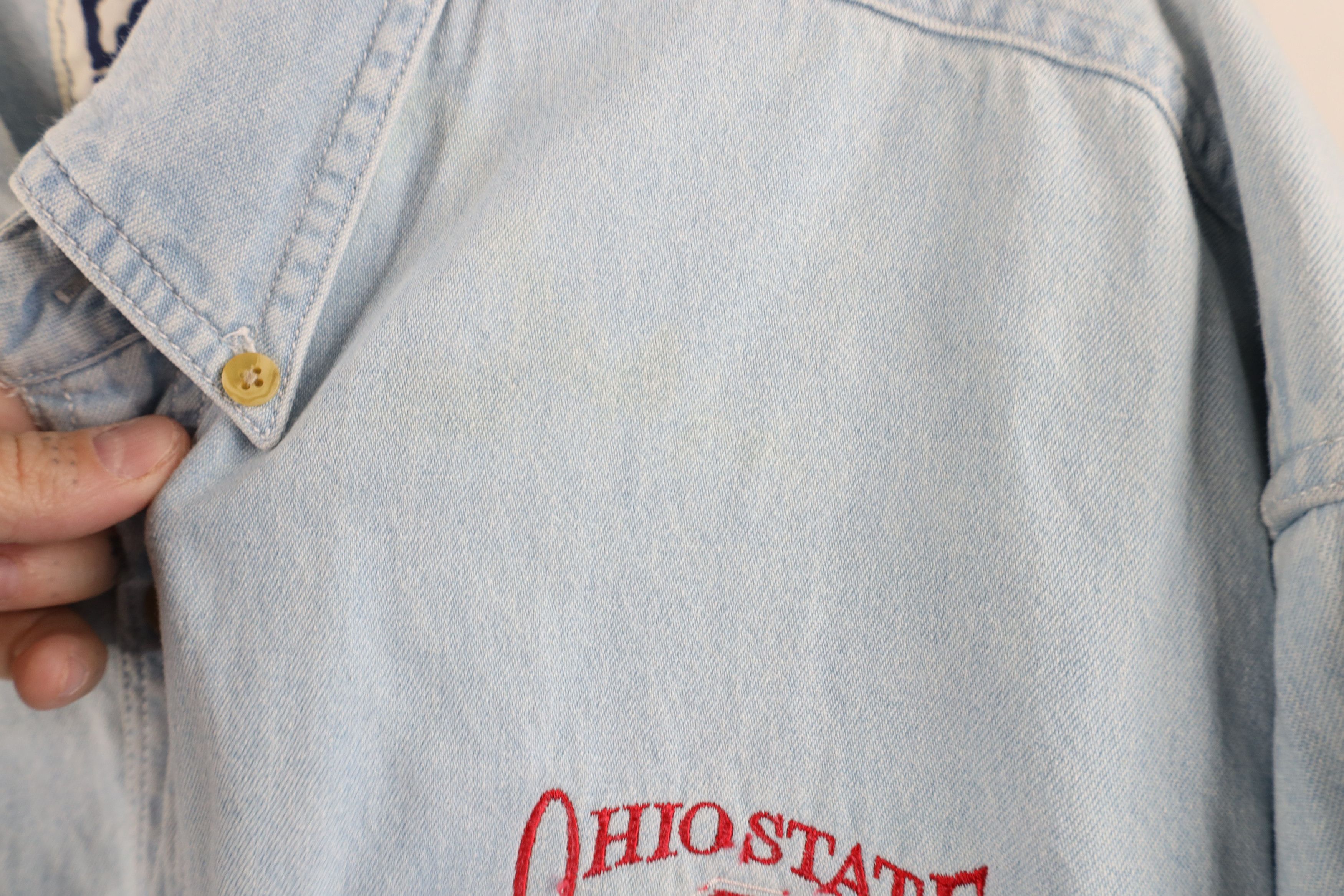 Vintage Vintage 90s Ohio State University Denim Jean Button Shirt Size US L / EU 52-54 / 3 - 7 Thumbnail