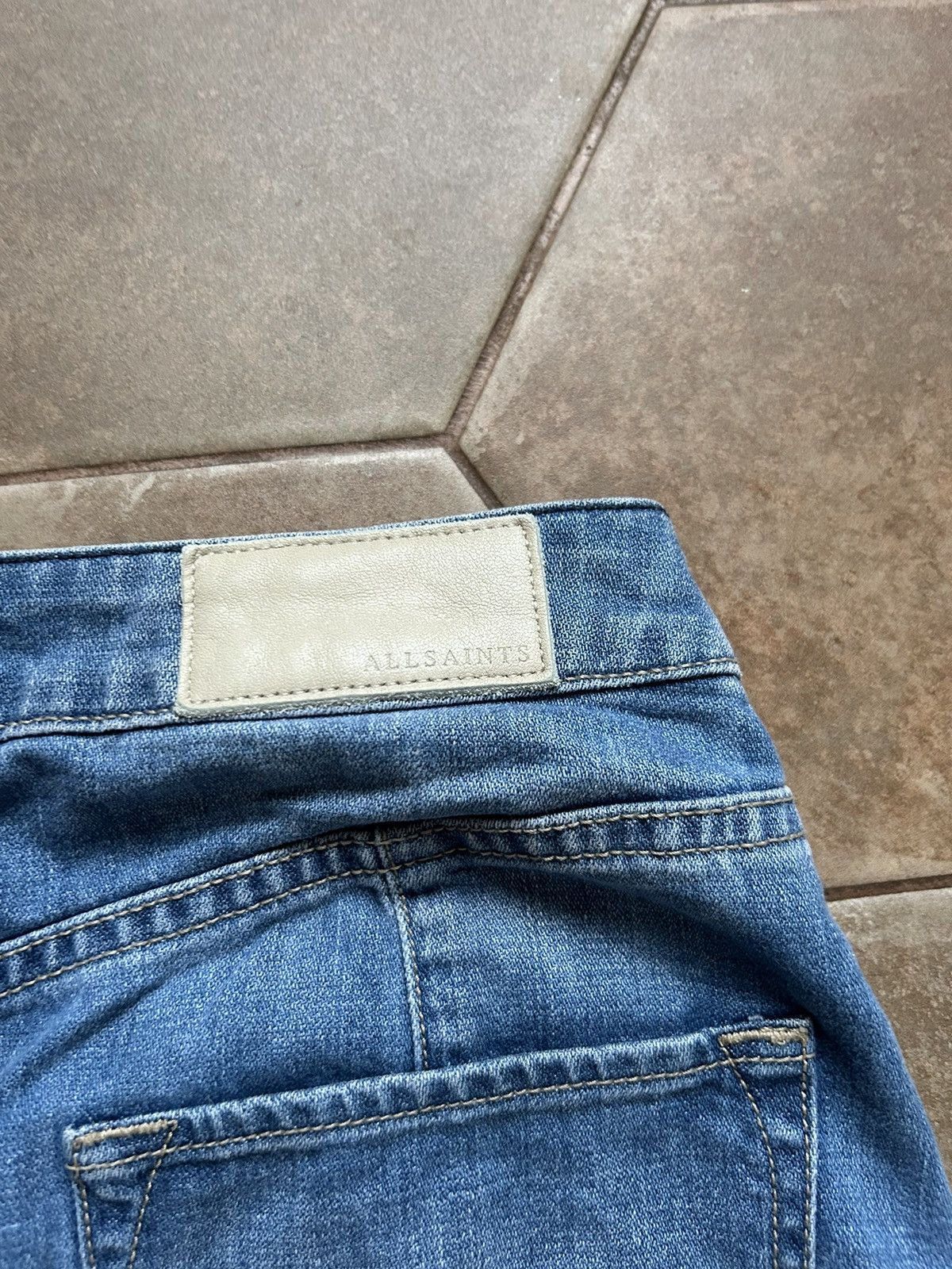 Allsaints × Japanese Brand × Vintage All saints vintage Y2K denim pleated skirt mini Size 27" / US 4 / IT 40 - 7 Thumbnail