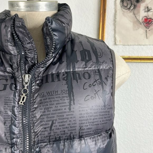 John Galliano Gazette News Paper Down Vest Rare IT 50 Dual Z