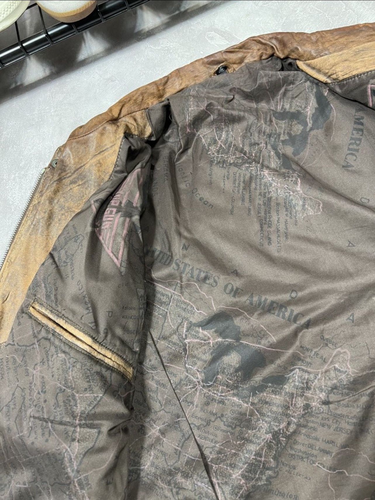 Vintage Vintage Top Gun Avirex Style Y2k Leather Jacket Size US L / EU 52-54 / 3 - 14 Thumbnail